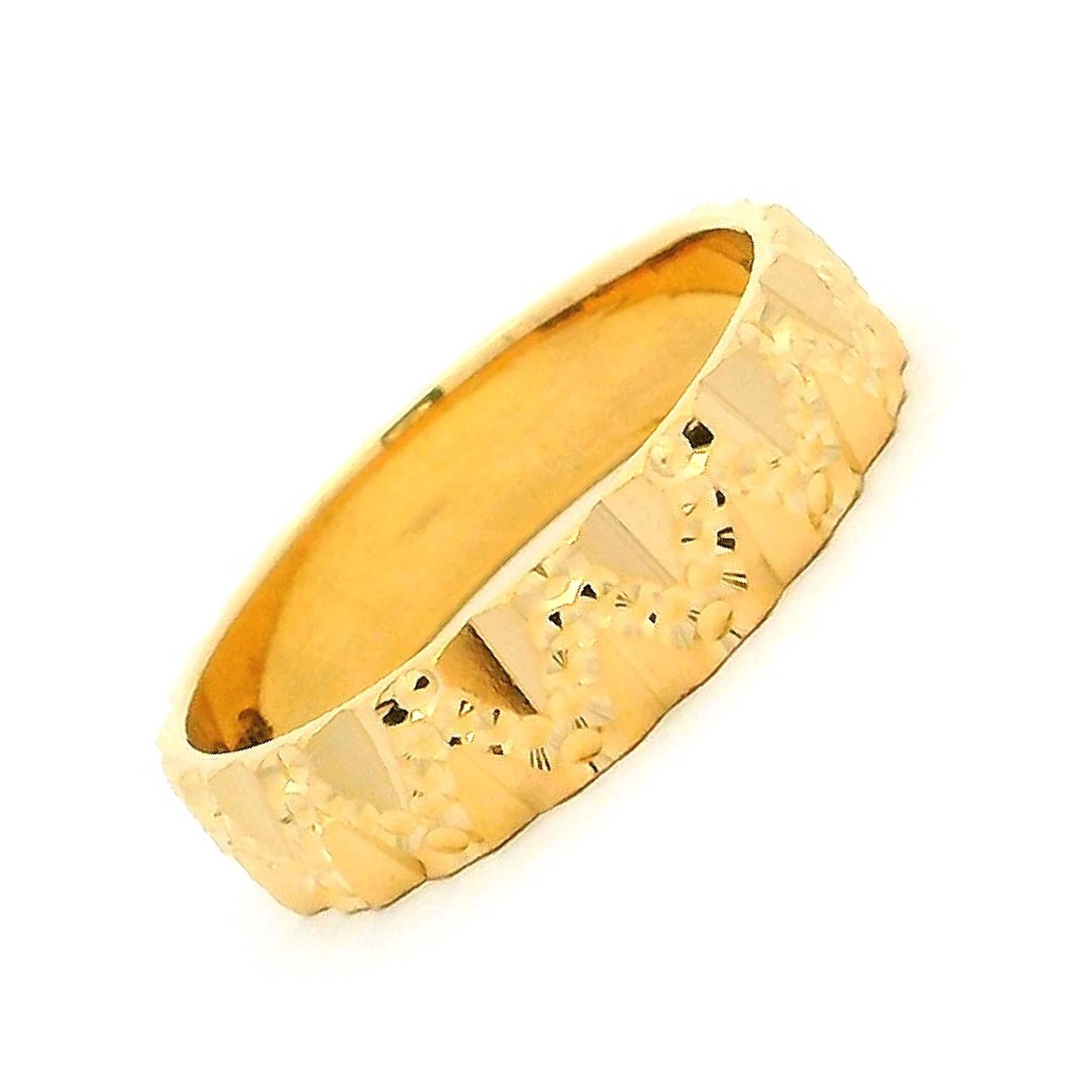 Romantic Radiance Gold Couple Rings
