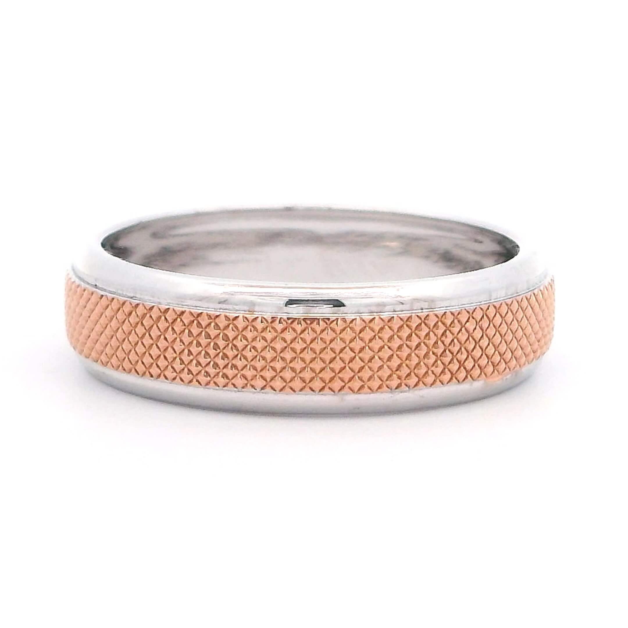 Modern Sauve Men Gold Ring