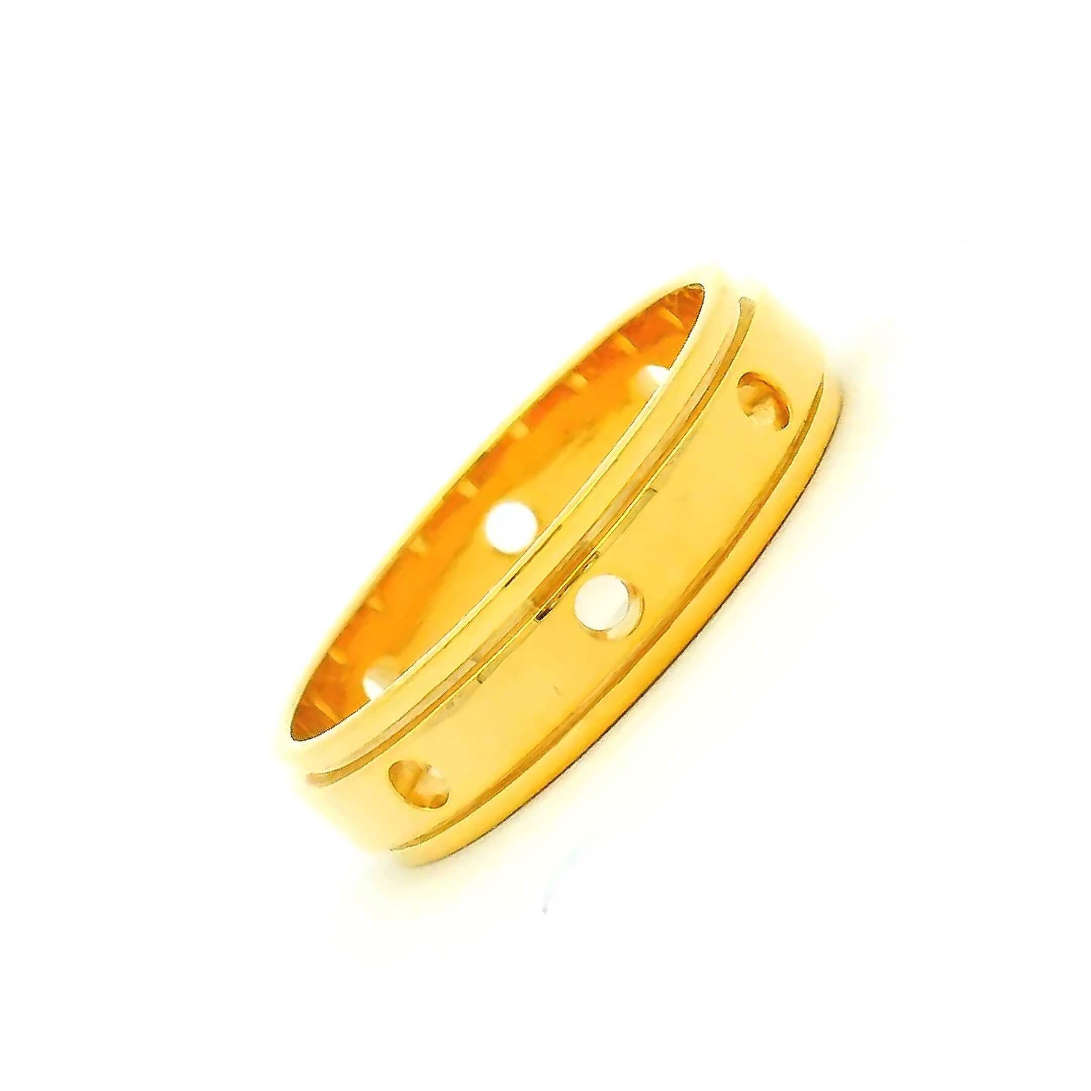 Subtle Gleam Men Gold Ring
