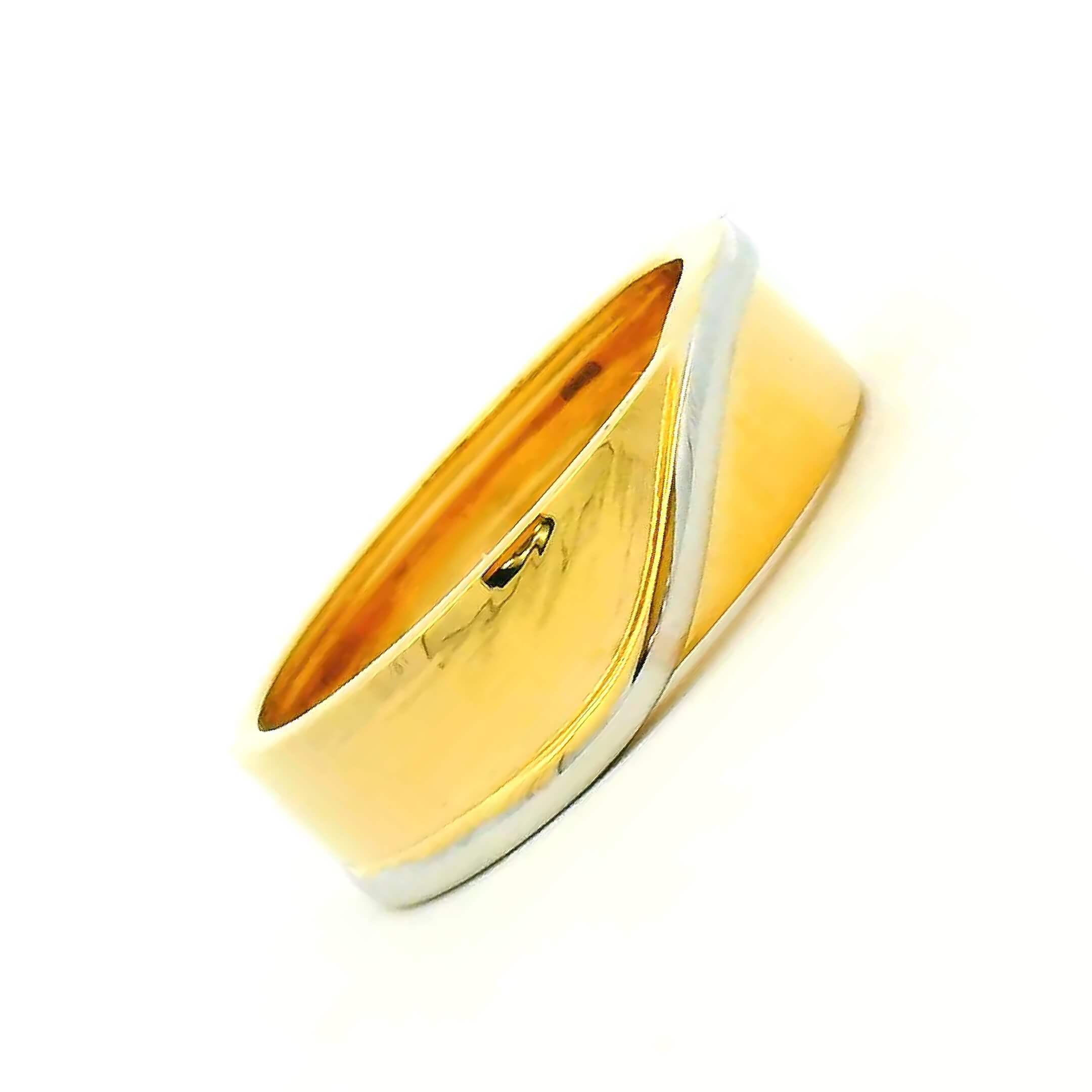 Fabulous Noblety Gold Ring for Men