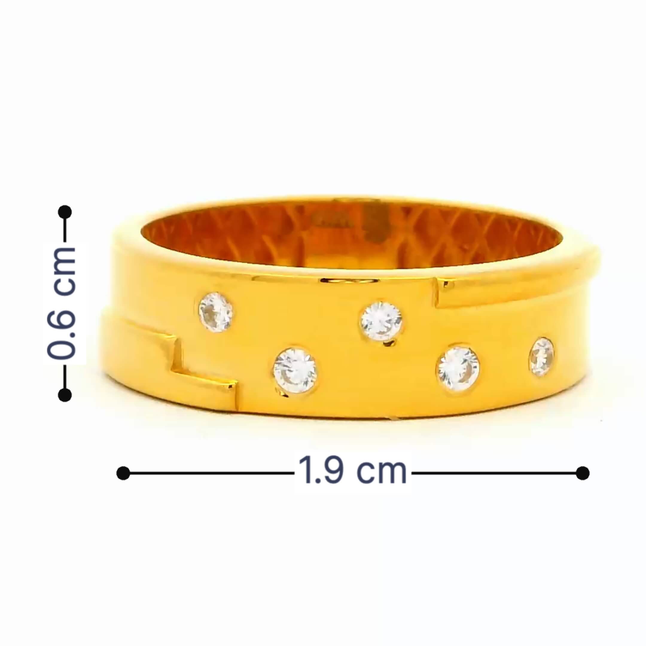 Mighty Radiance Men Gold Ring