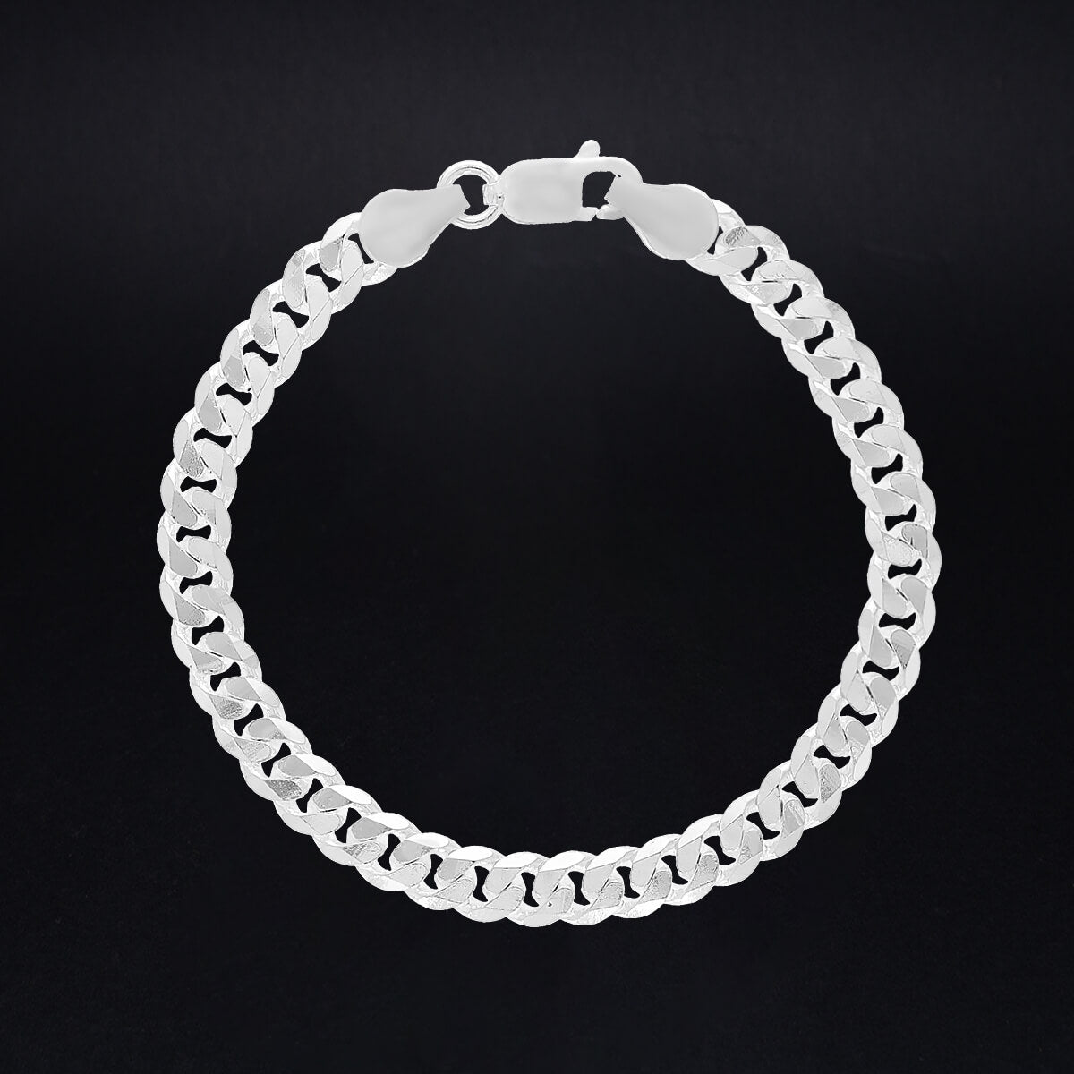 Mesmerising Curvv Silver Bracelet For Men
