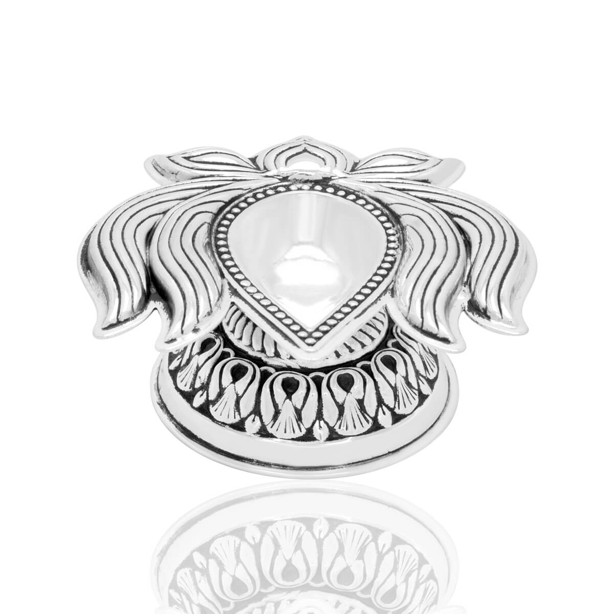 Elegant Lotus Shimmer Silver Diya