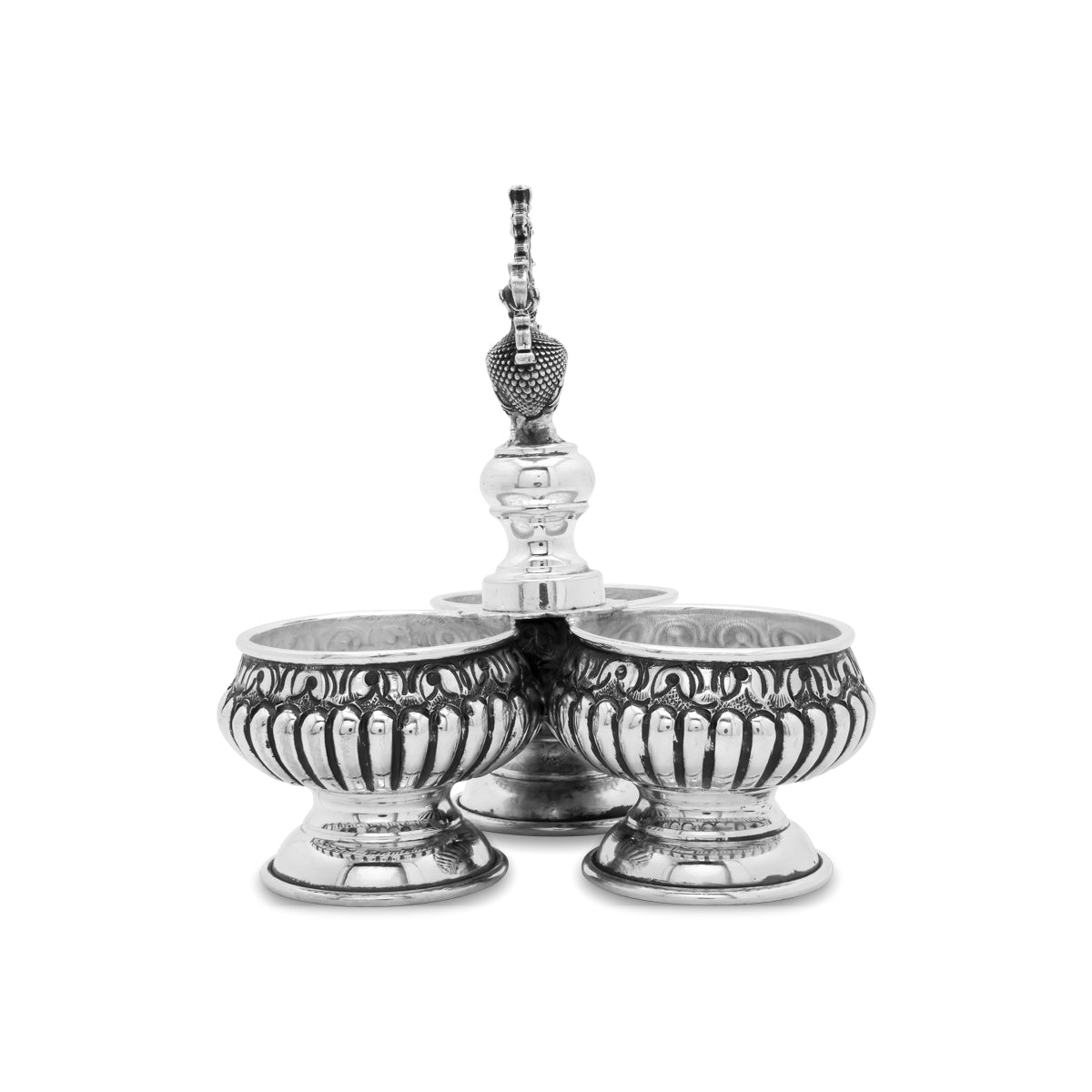 Regal Elegance Silver Jodwati Karanda