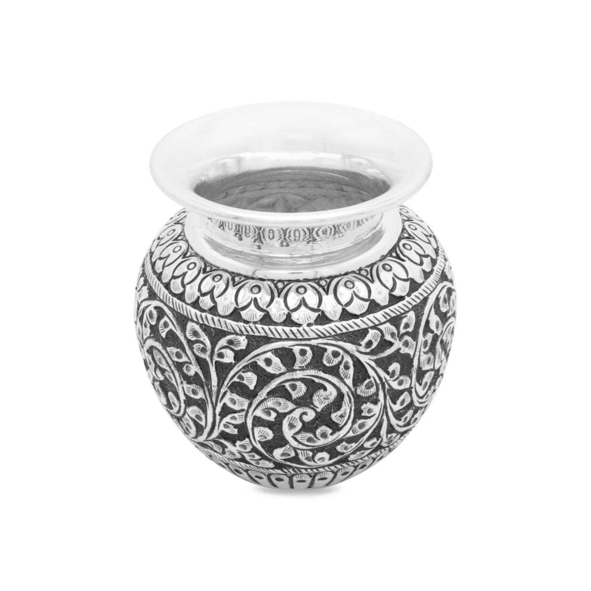 Intricate Artistic Shine Silver Kalash