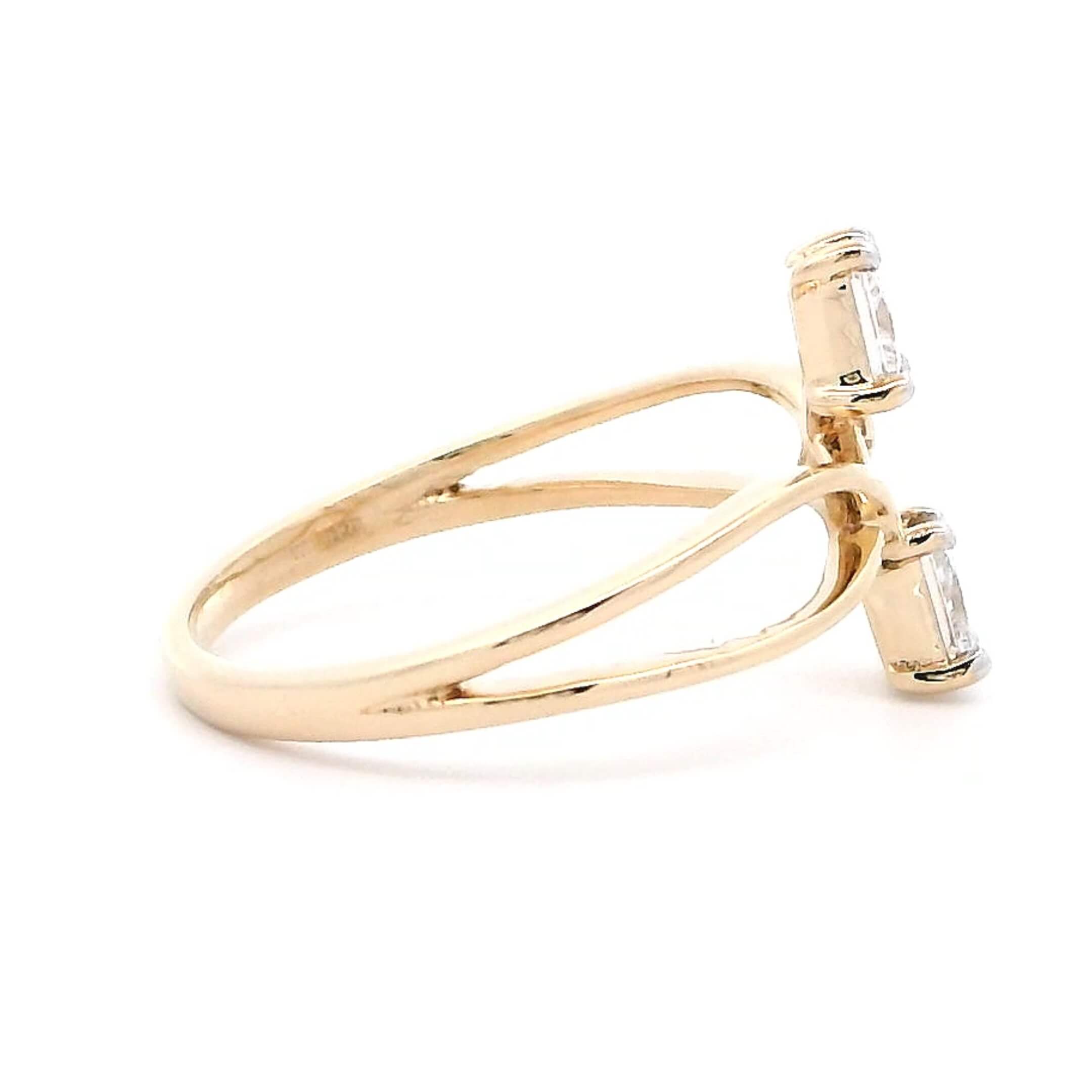 Classy Style 9K Women Lab Grown Diamond Ring