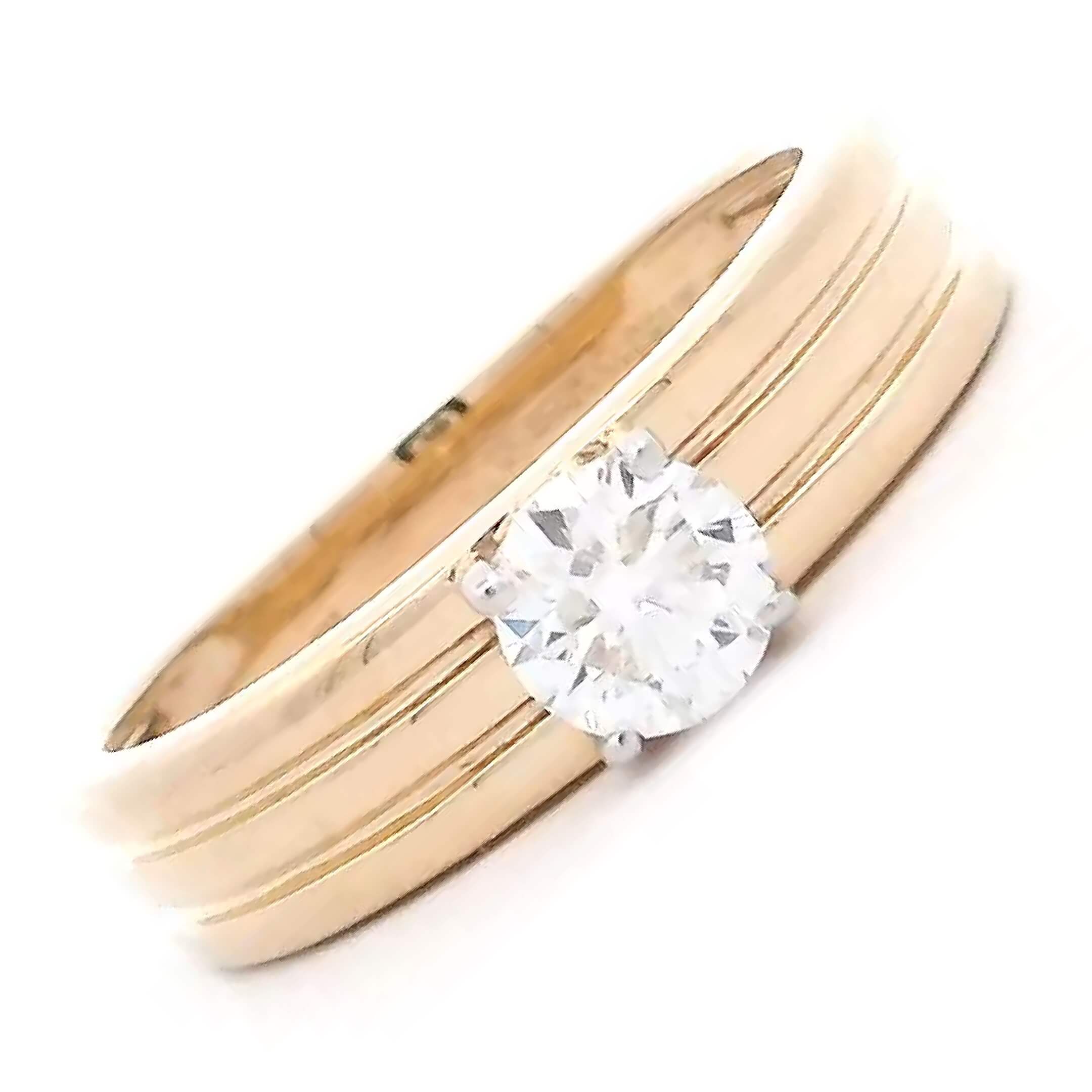 Minimalist Shine 9K Women Lab Grown Diamond Ring