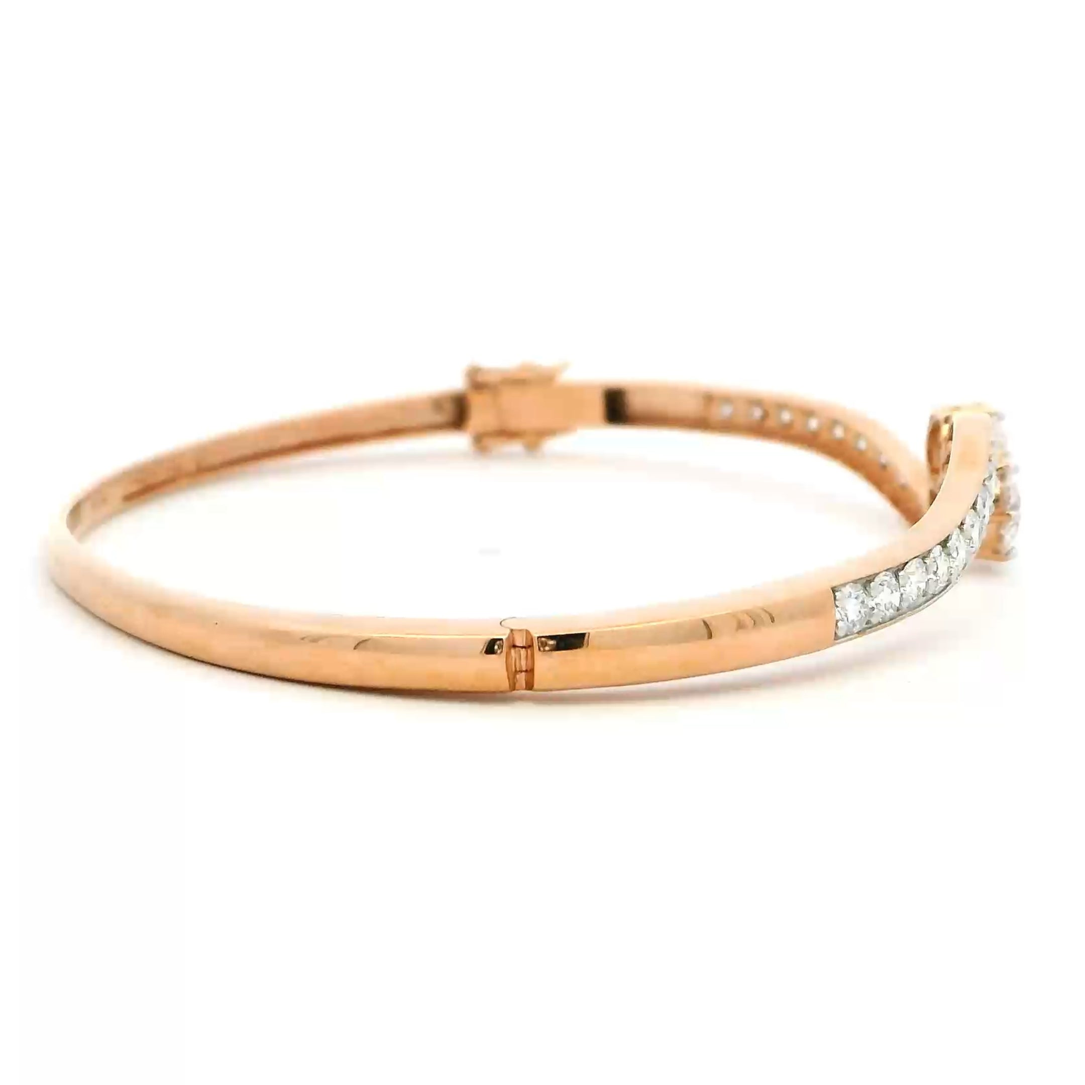 Sleek Shimmer Lab Grown Diamond Bracelet