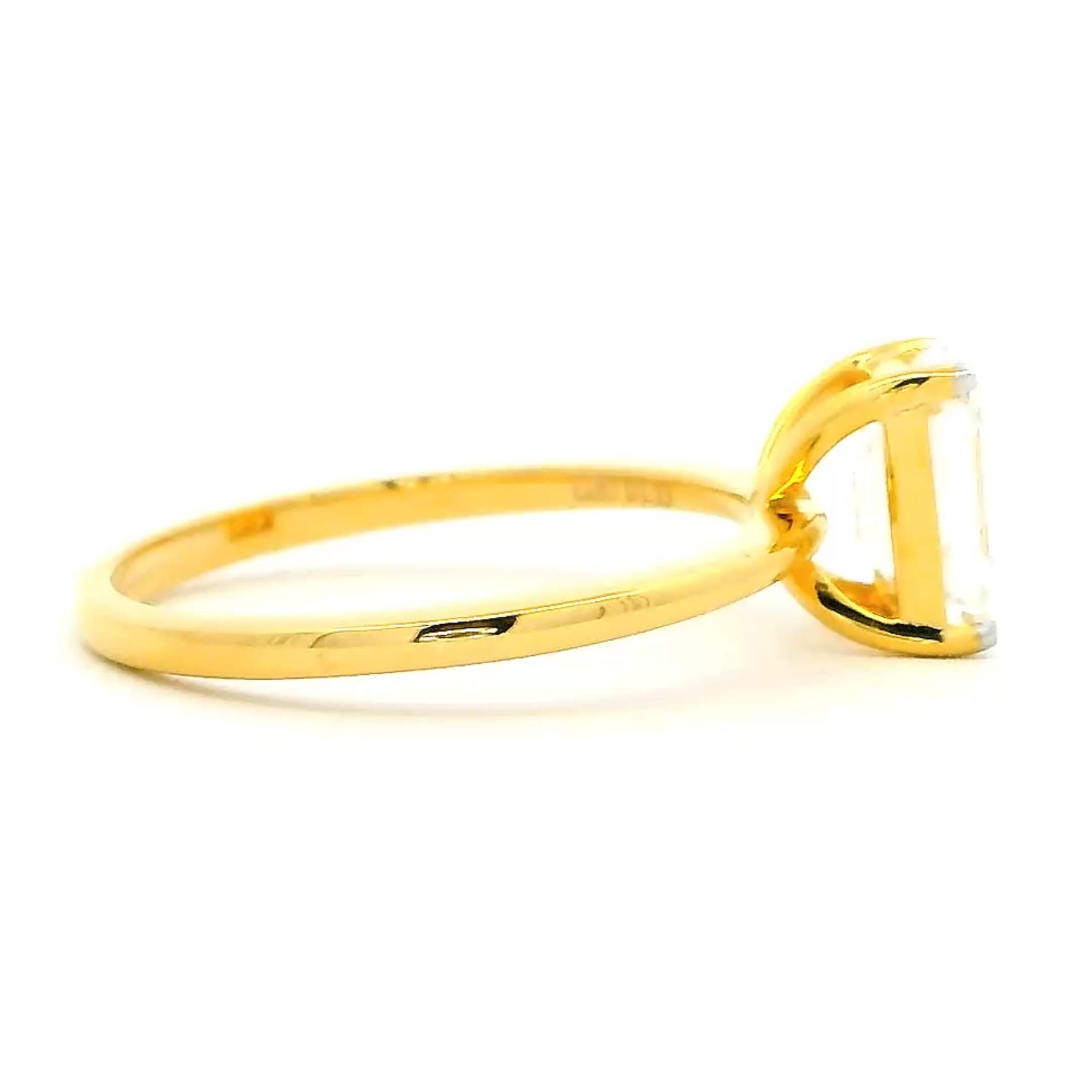 9K Lab Grown Diamond Ring