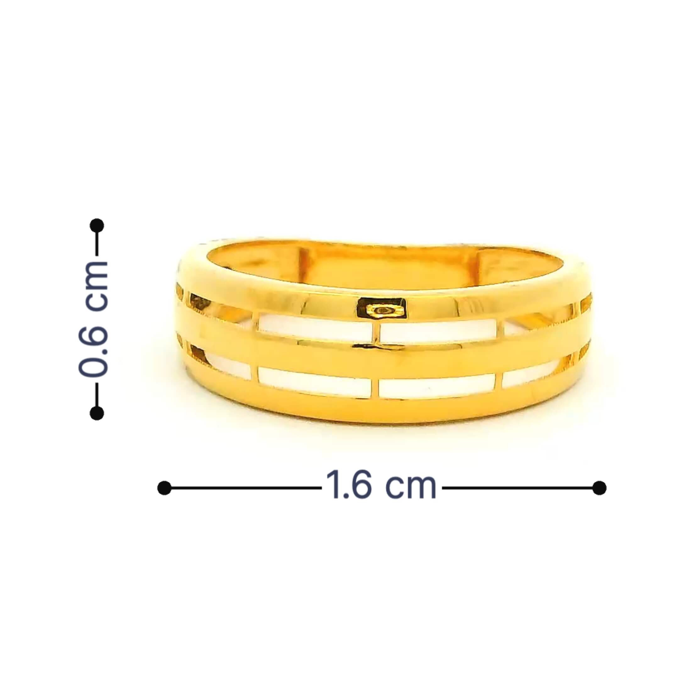 Bold and Glimmering Gold Ring for Women