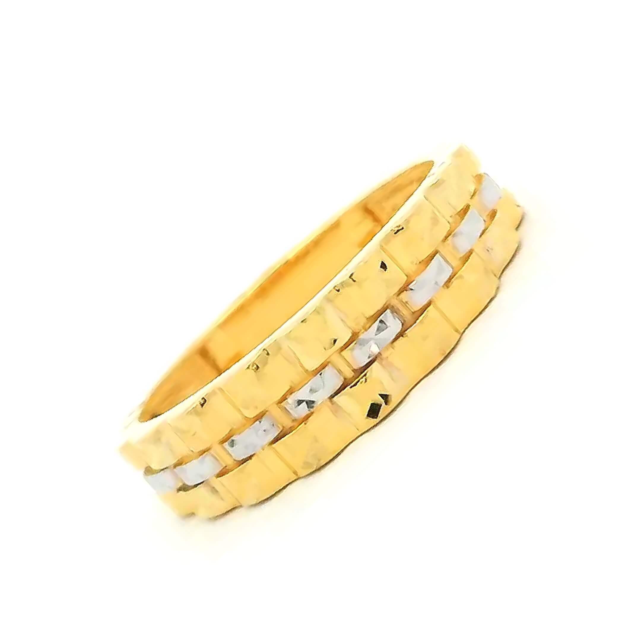 Effortless Dazzle Gold Ring for Women