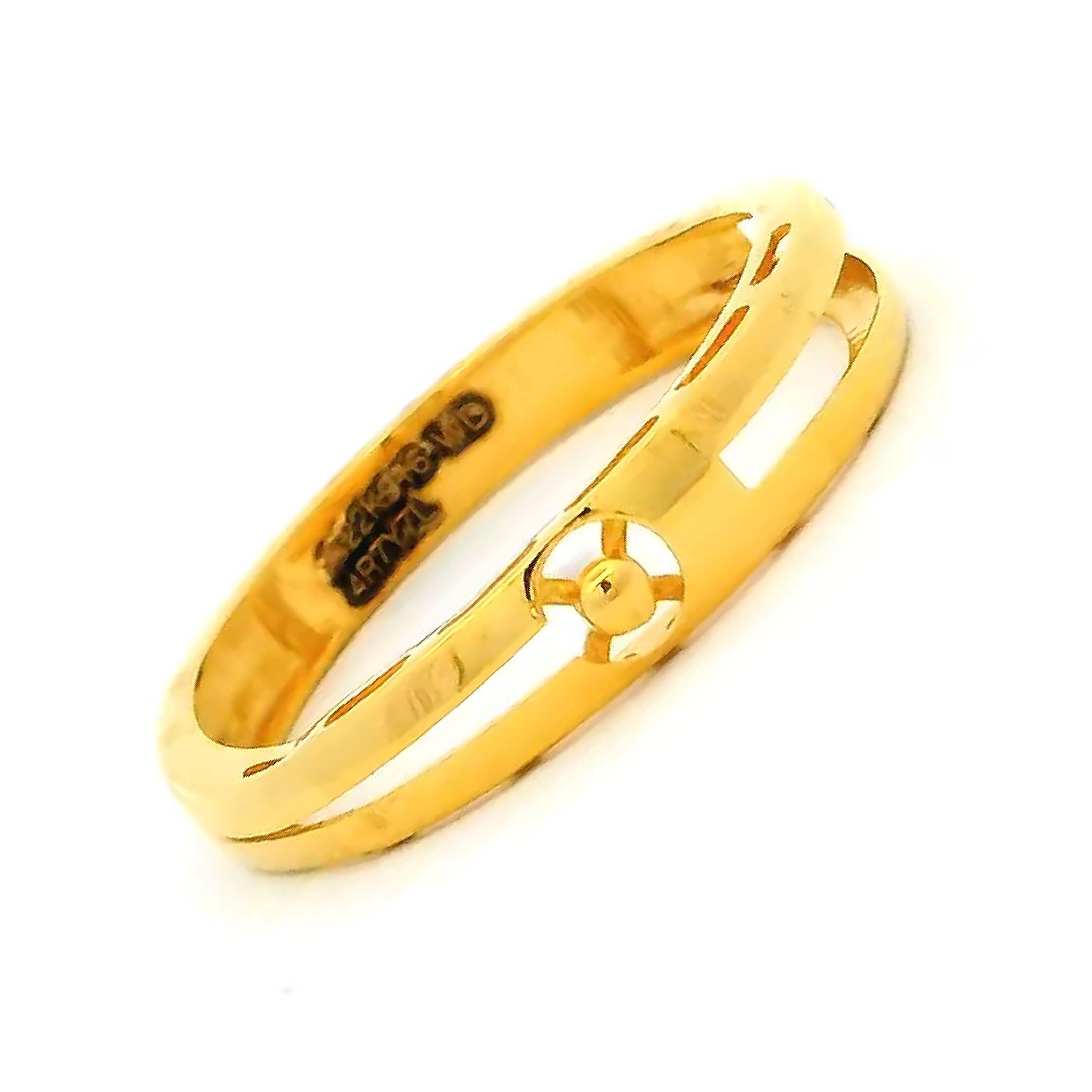 Ritzy Gleam Gold Ring for Women