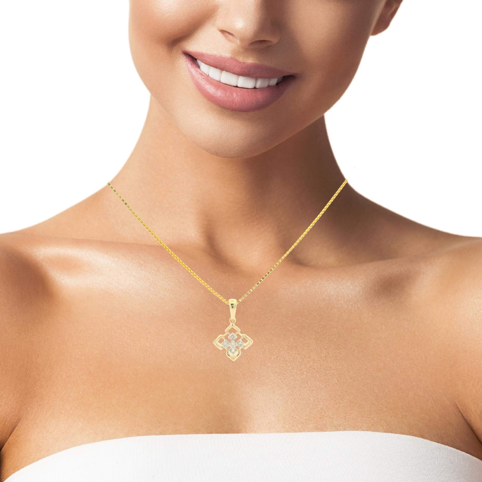 Dazzling Clover Diamond Pendant 14K