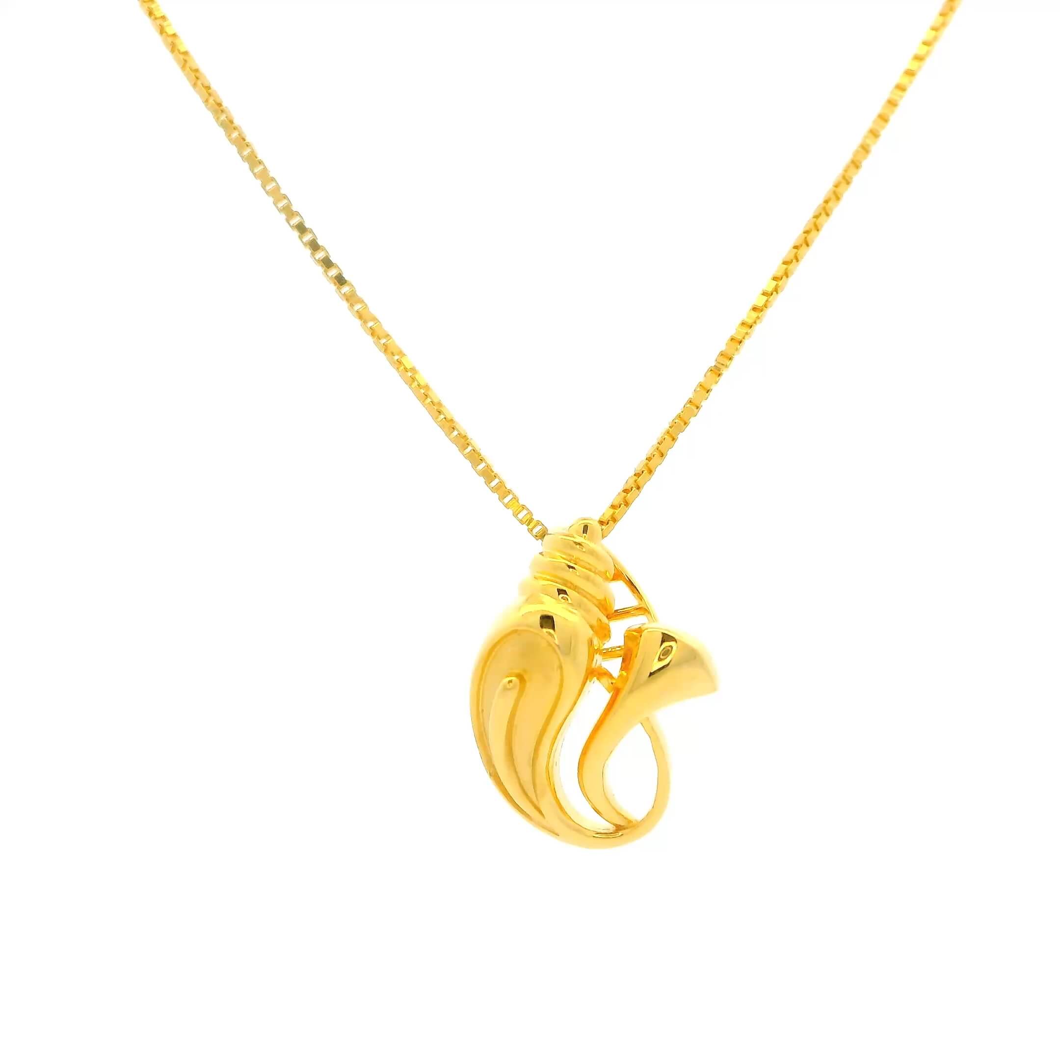Enchanting Glow Gold Pendant