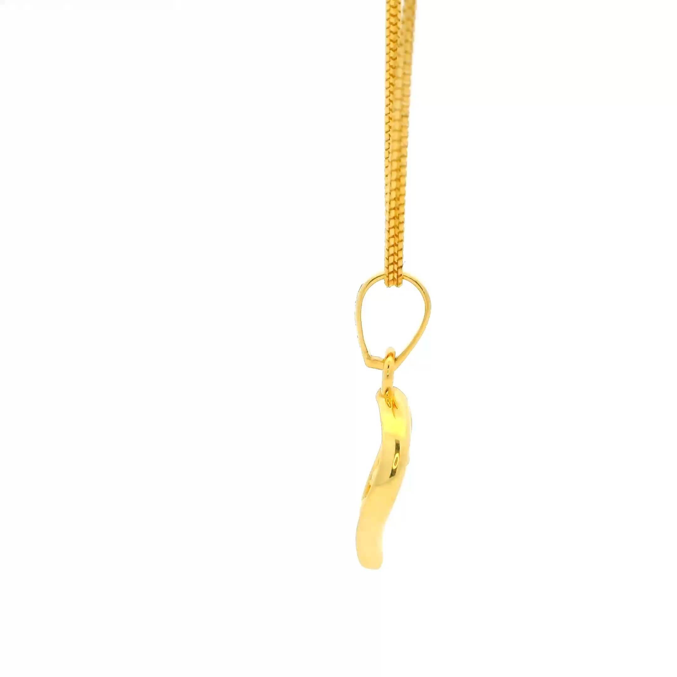 Everyday Glow Gold Pendant