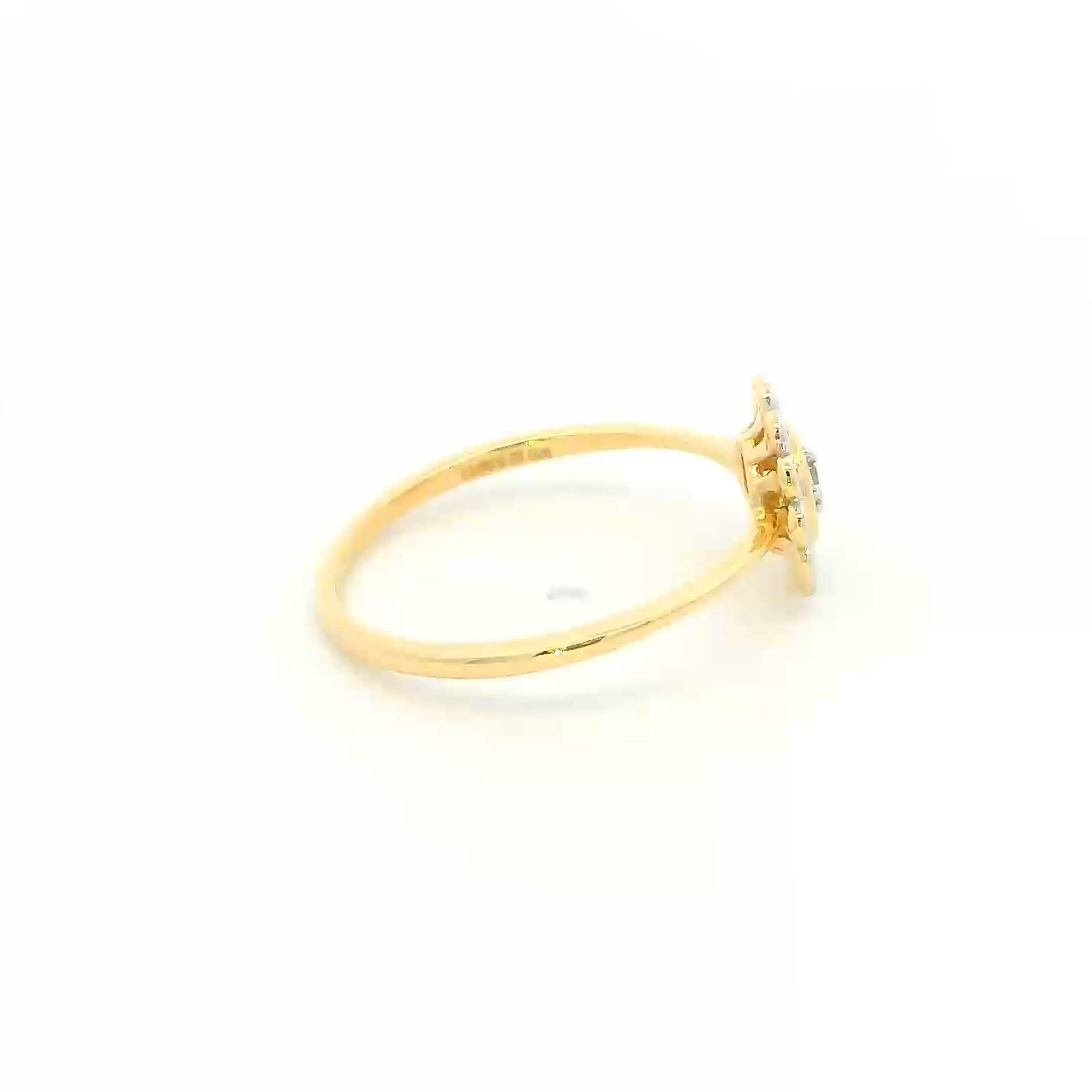 Classy Floral Dazzle 14K Diamond Ring