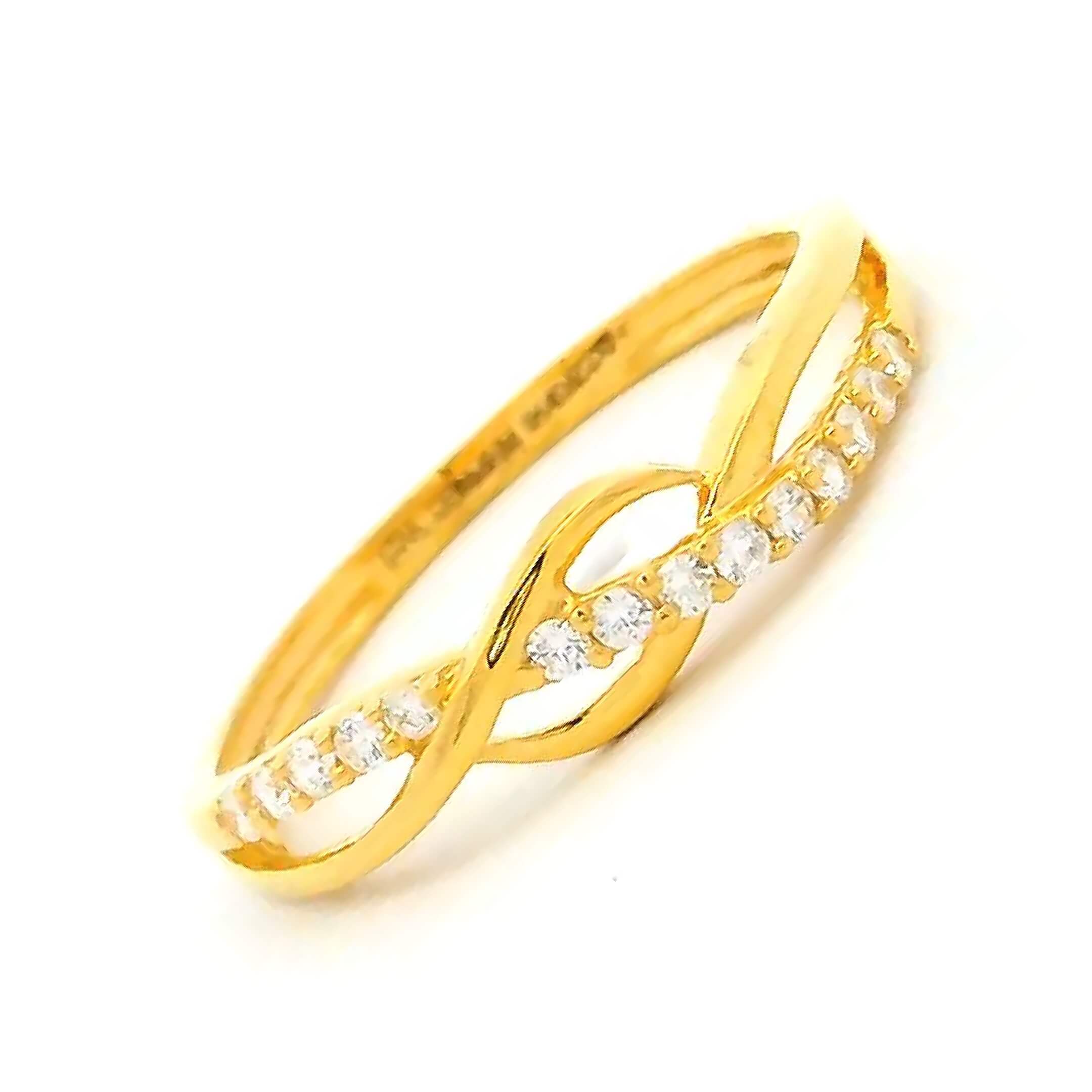 Radiant Ripple Gold Ring