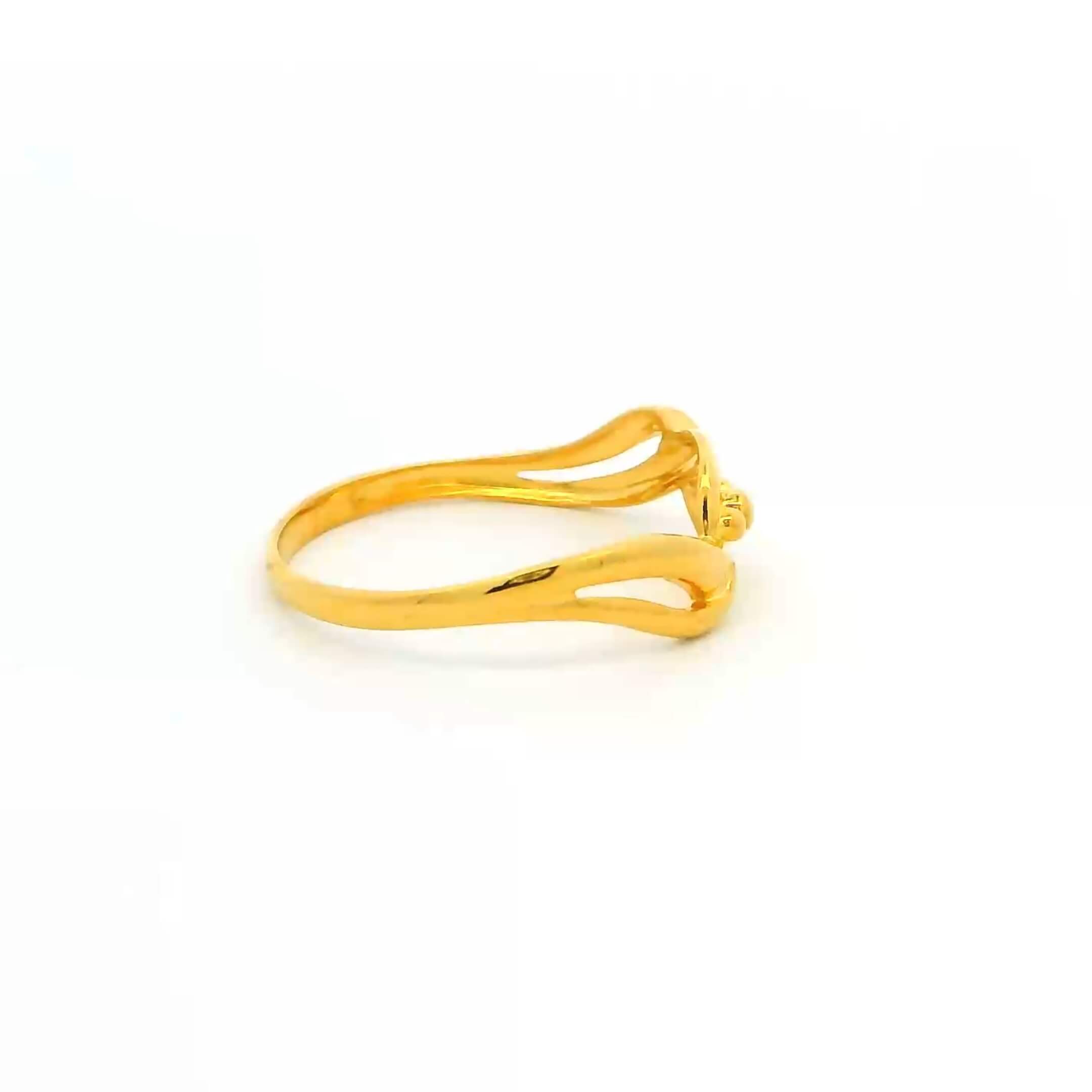 18K Classy Curve Gold Ring for Women