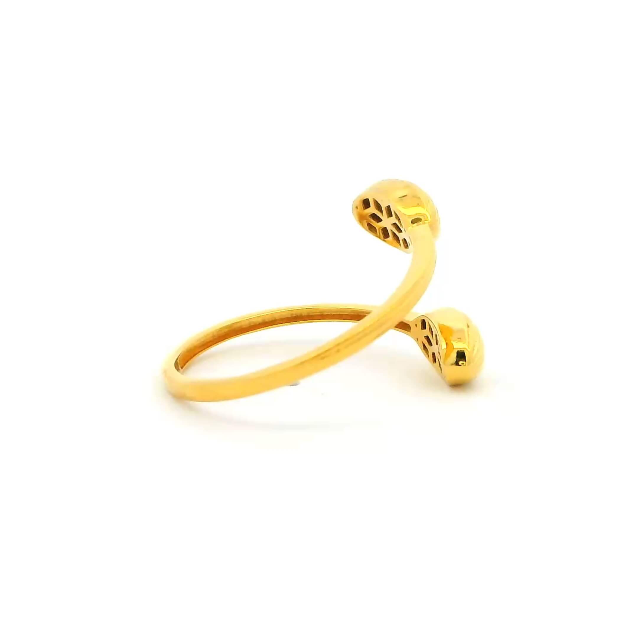 Urban Swirl Gold Ring for Women