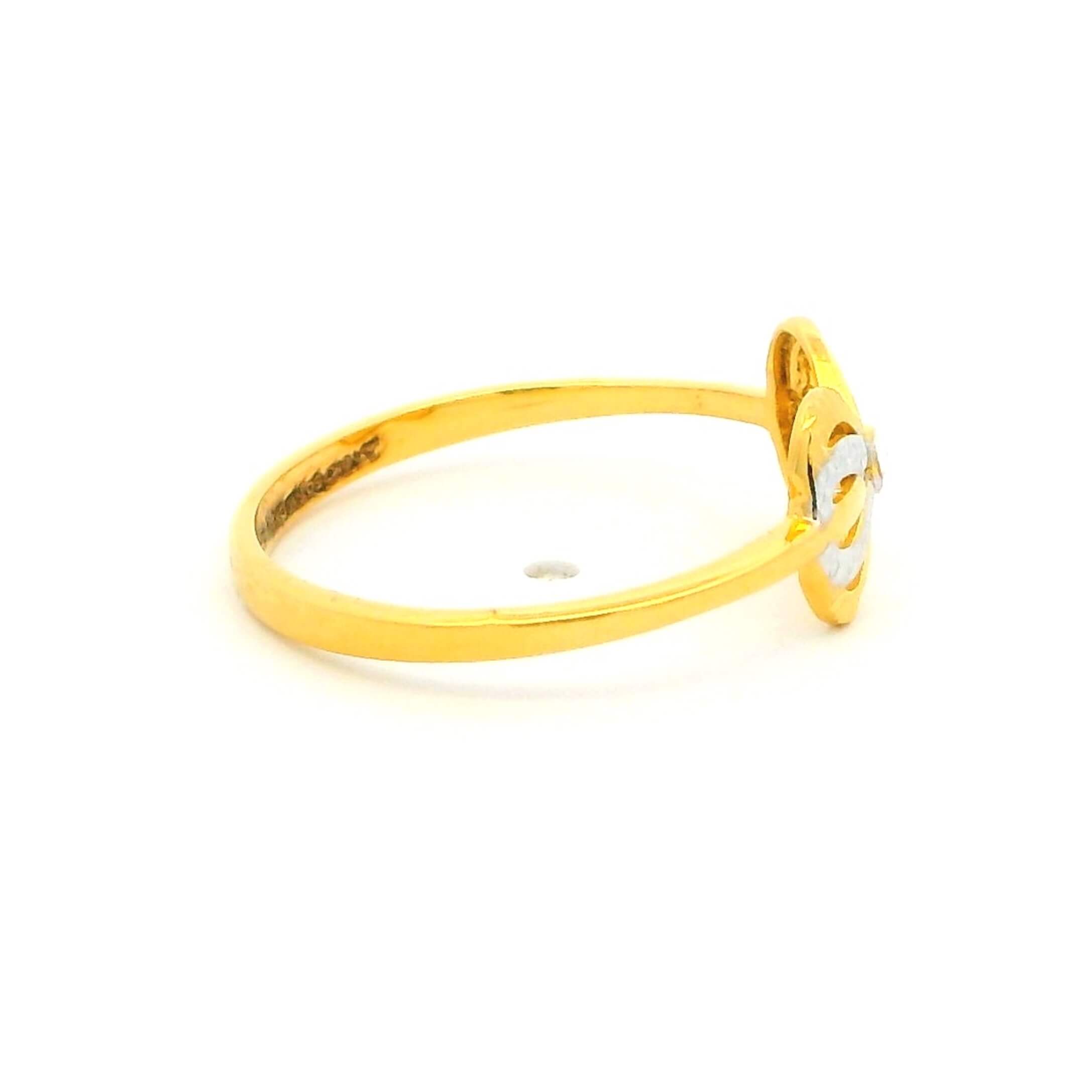 Deluxe Bow Gold Ring