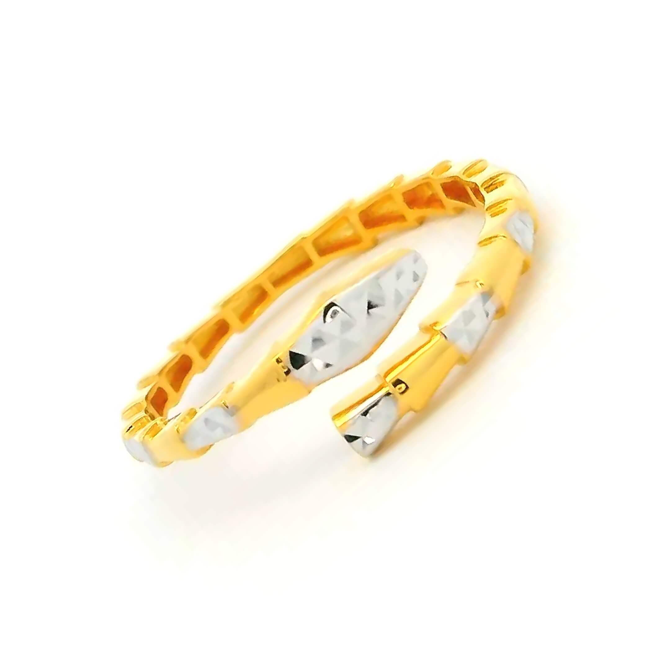 Chic Twirl Gold Ring for Women