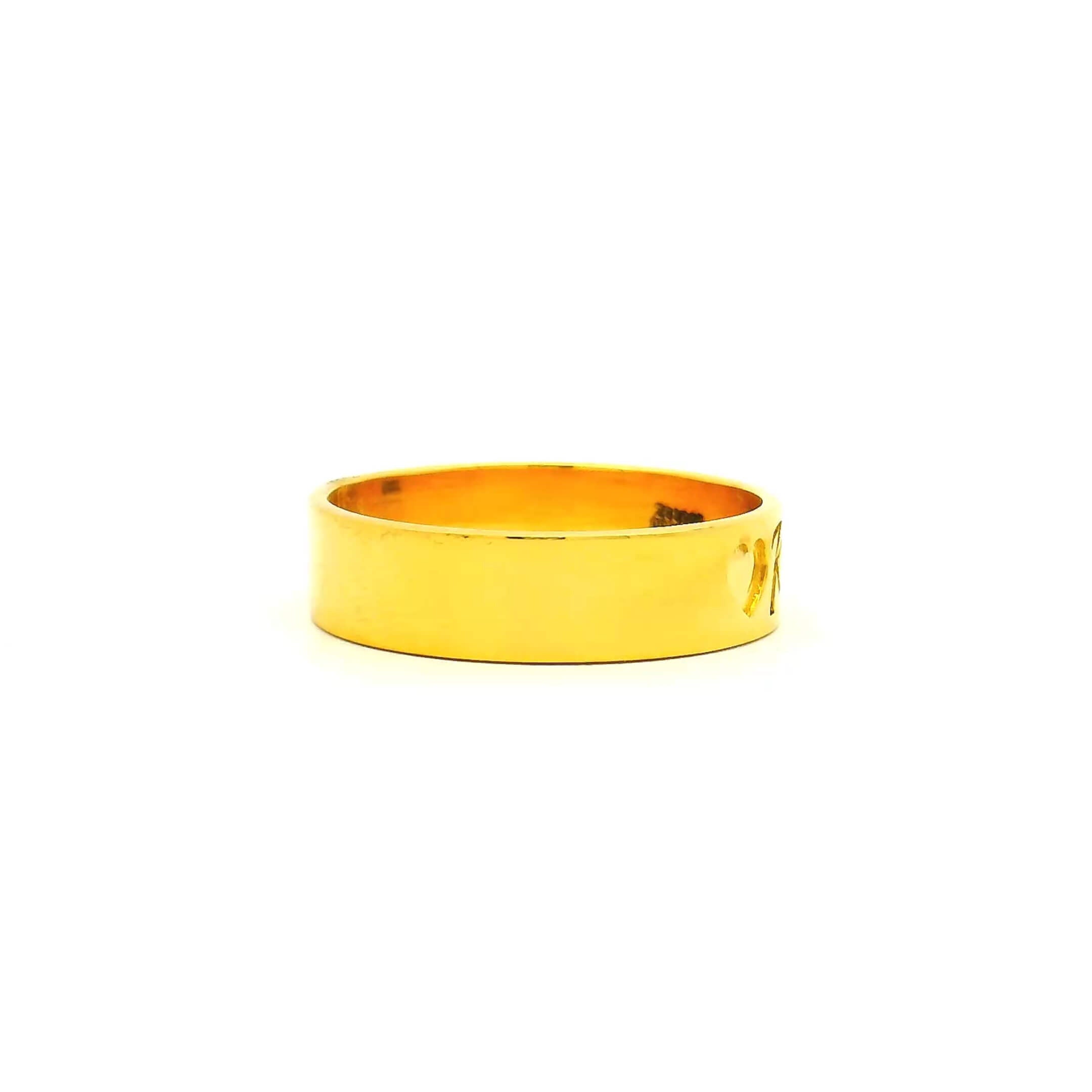 Bold Ritzy Gold Ring