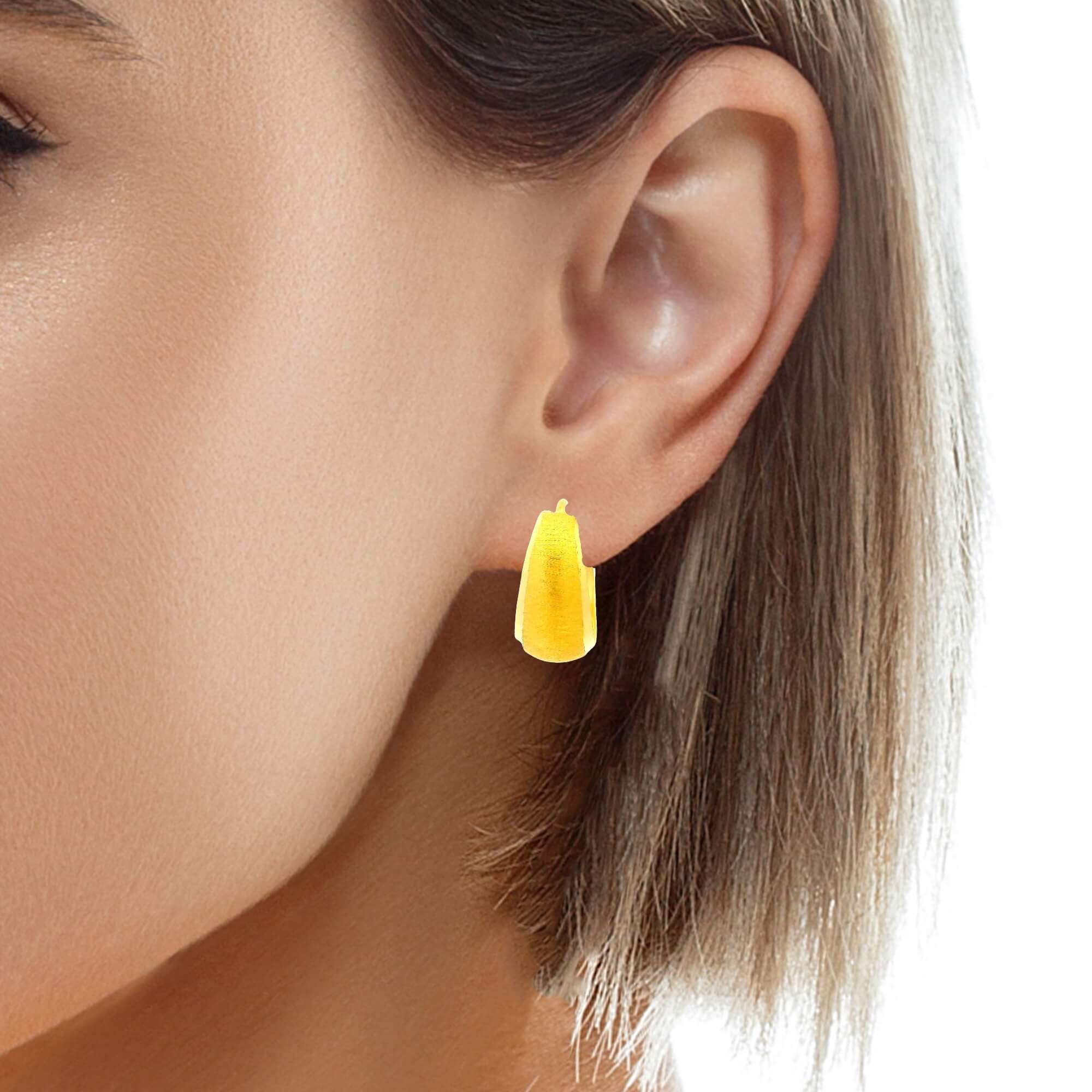 Vintage Glow Gold Hoops