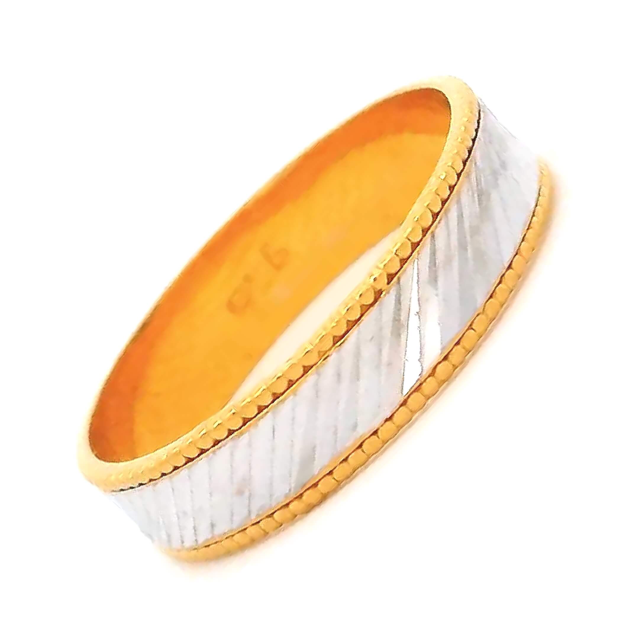 Simple Lustre Gold Ring