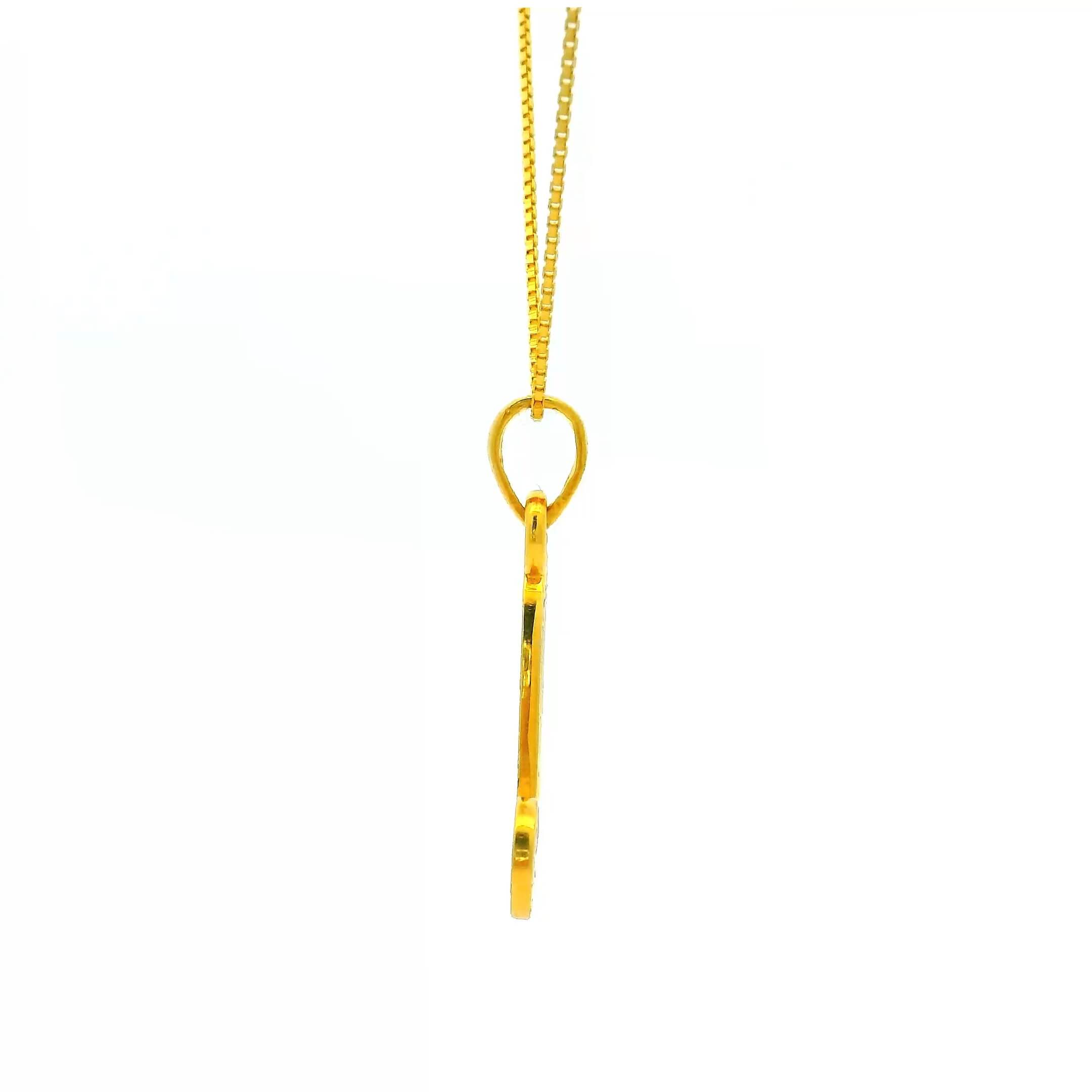 Alluring and Luxurious Gold Pendant for Women