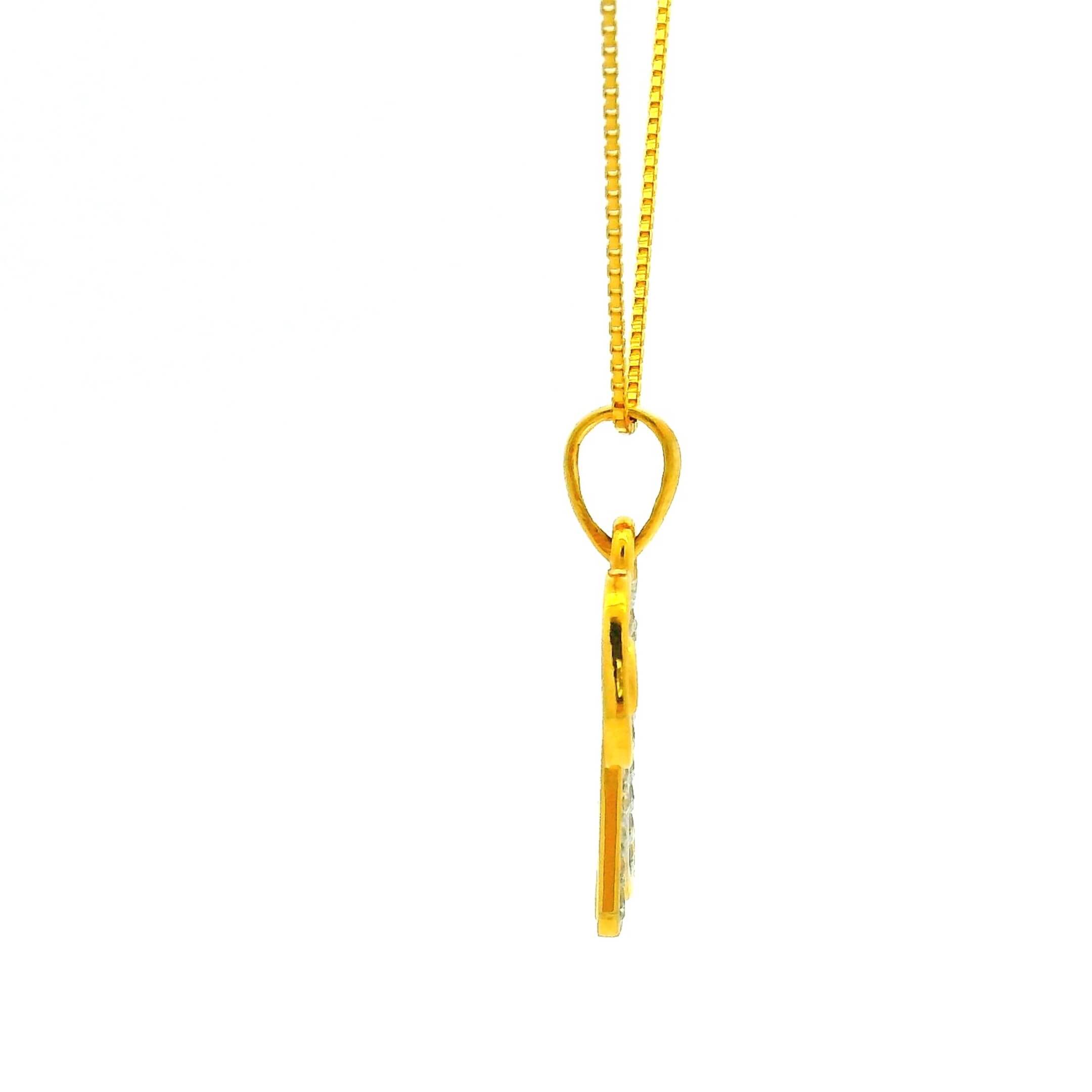 Mesmeric Lusture Gold Pendant for Women