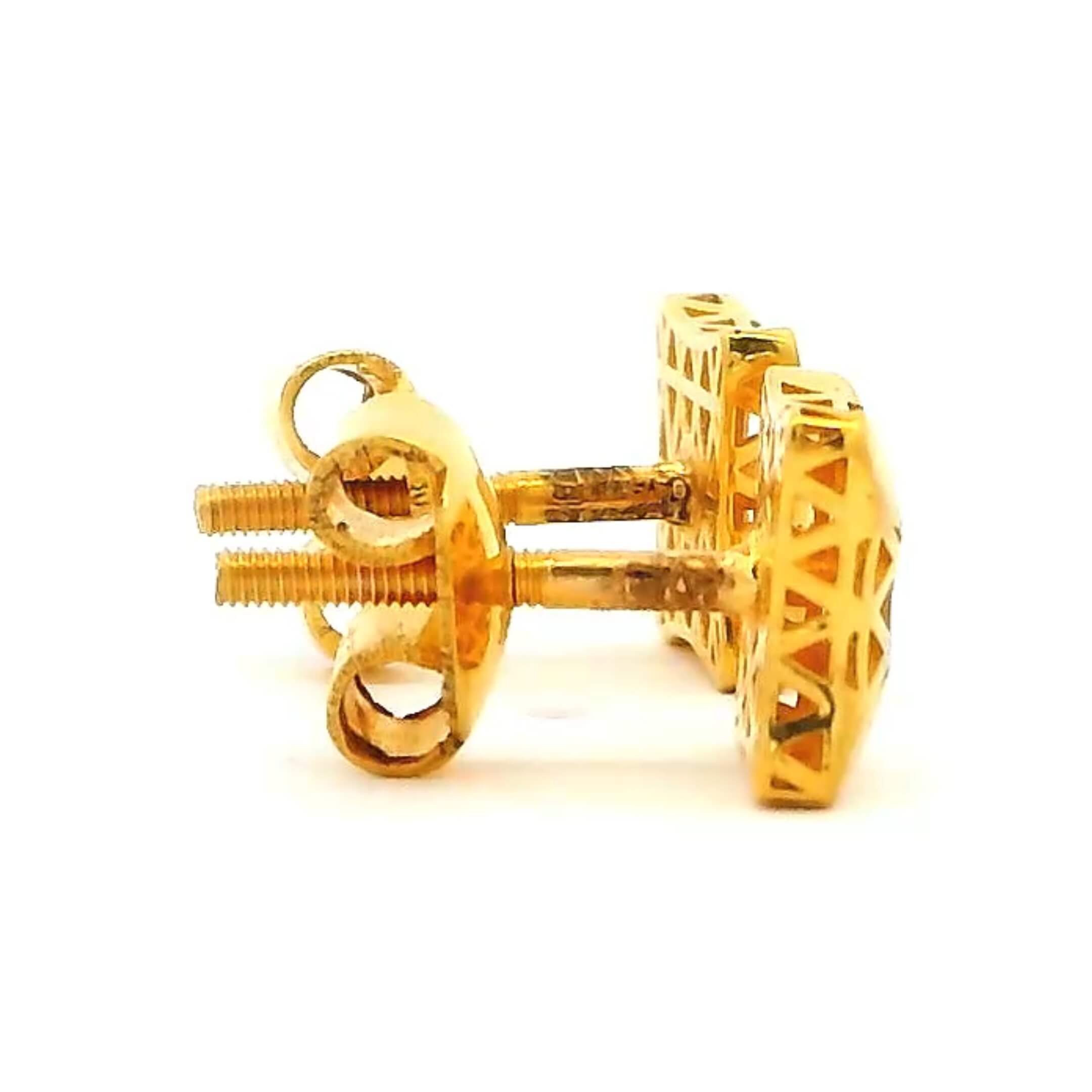 Luxurios Shine Gold Studs