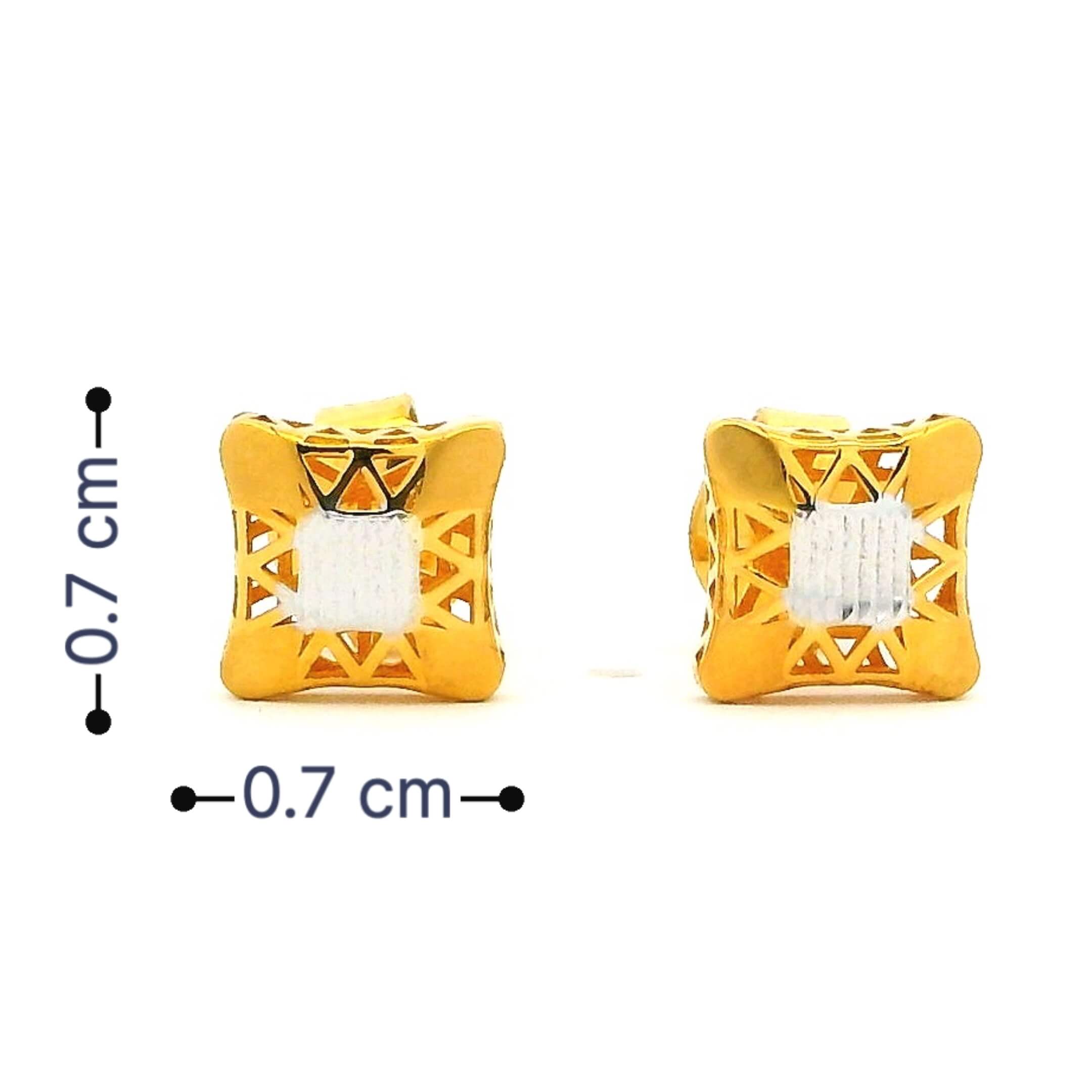 Luxurios Shine Gold Studs