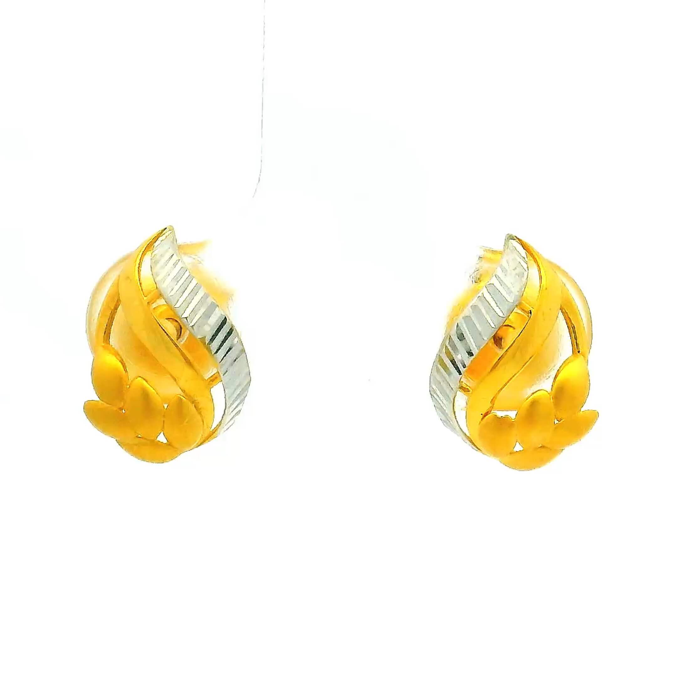 Luxurios Paisley Gold Studs