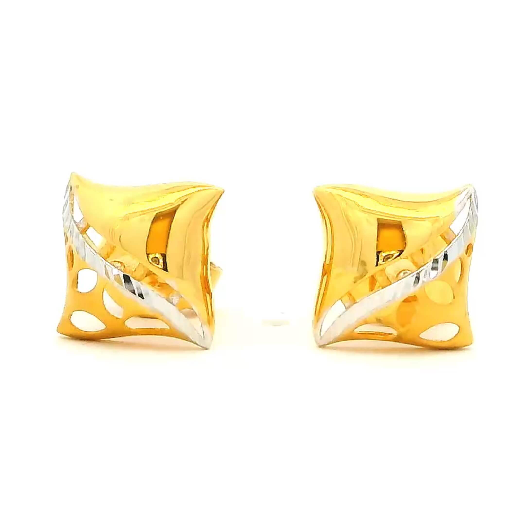 Posh Style Gold Studs