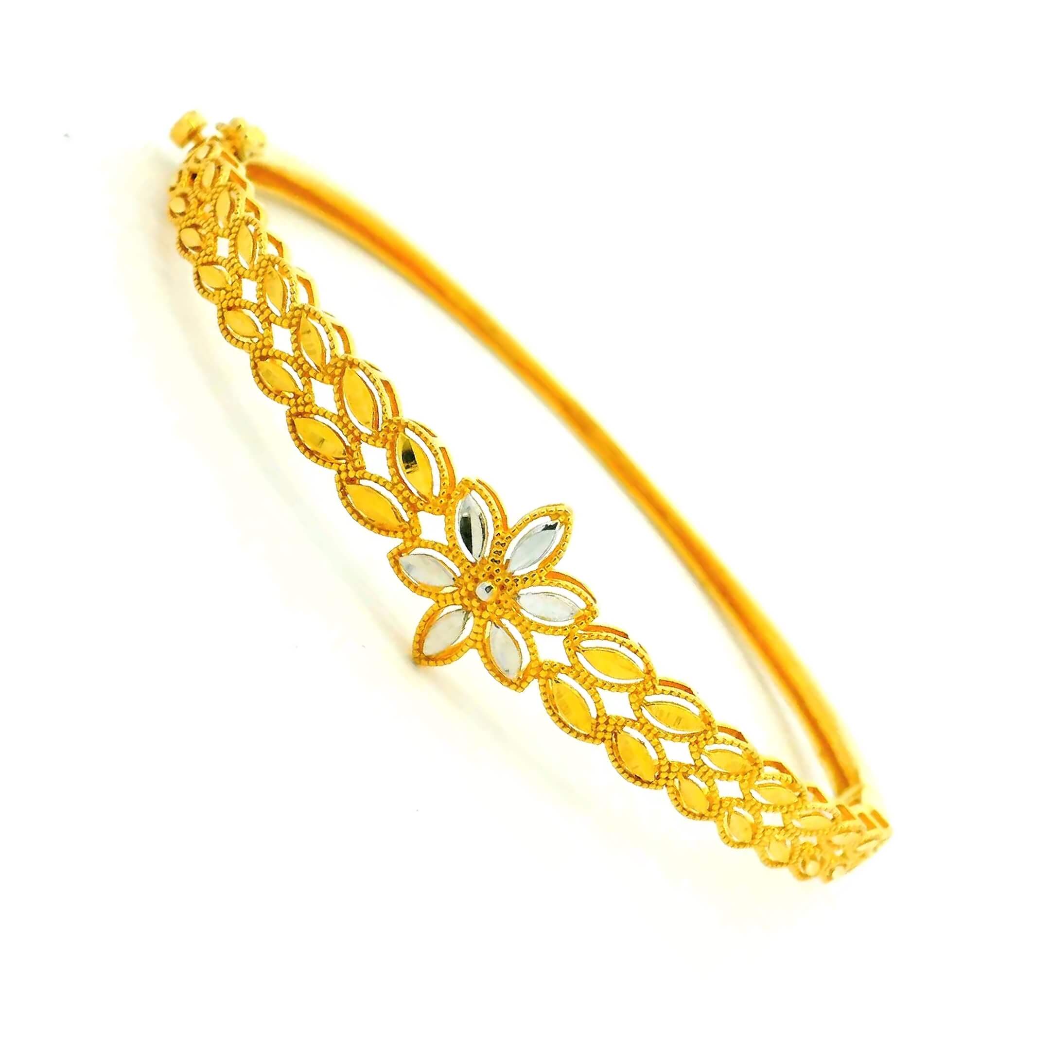 Enchanting Floral Shine Gold Bracelet