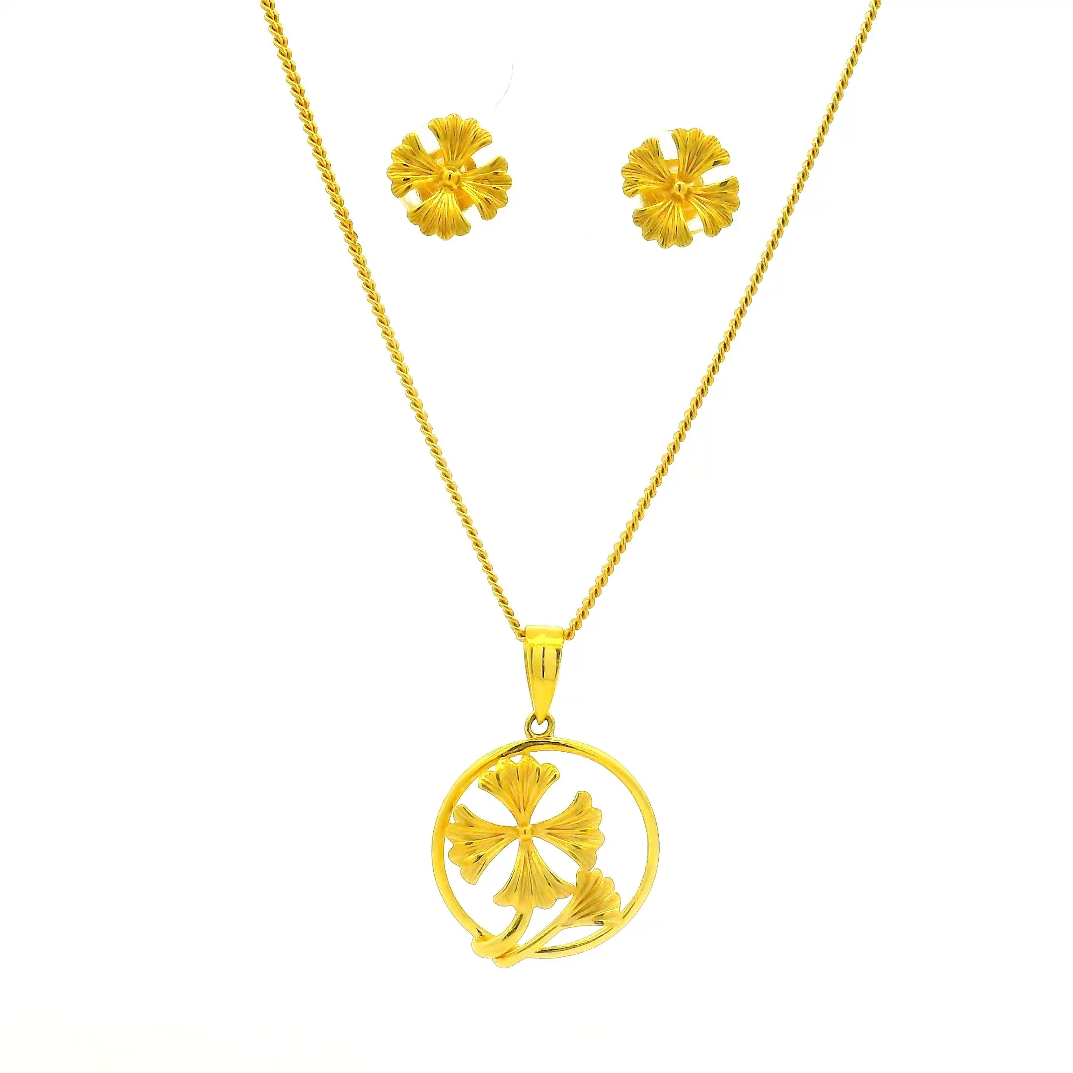 Gold Pendant Set