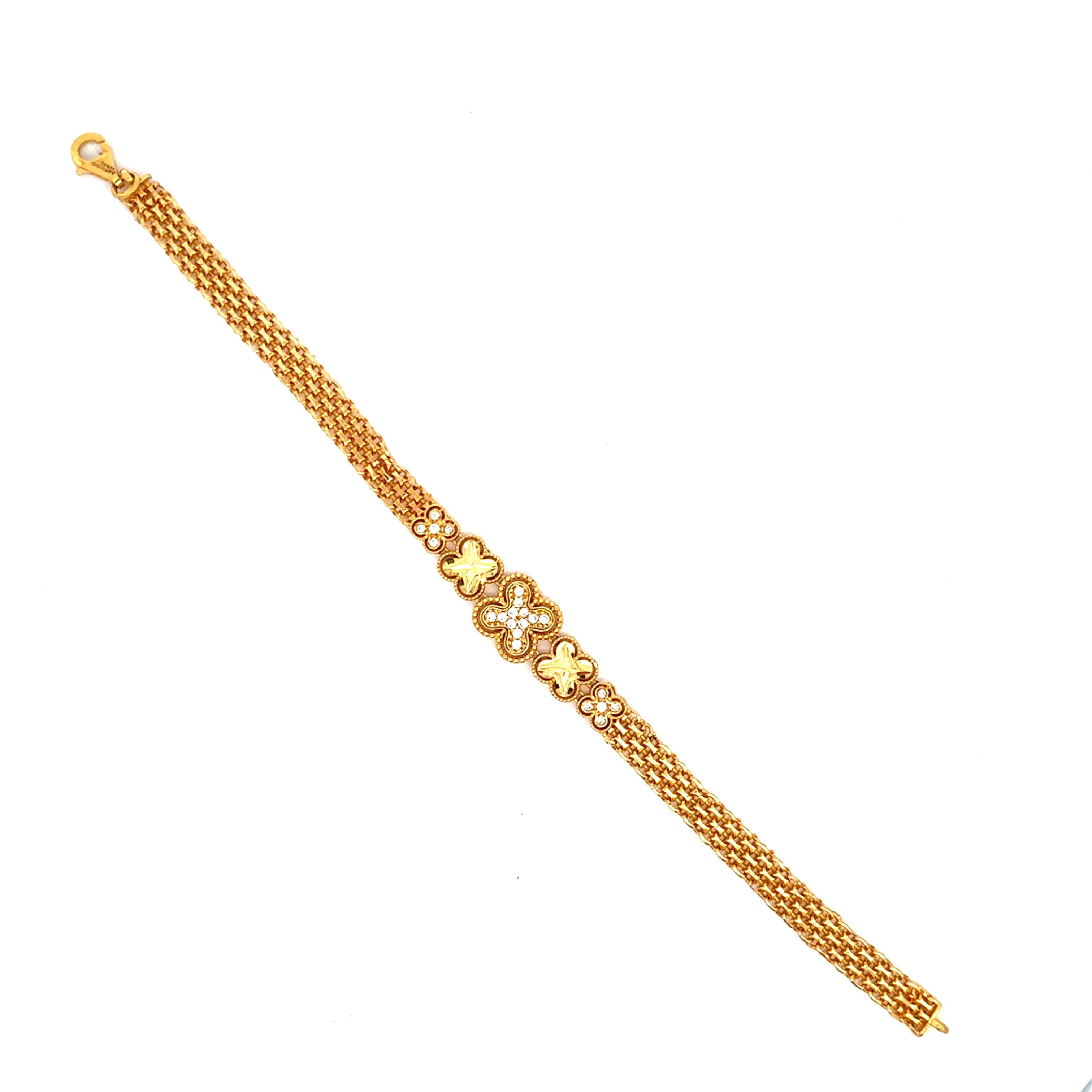 Bold n Beautiful Gold Bracelet