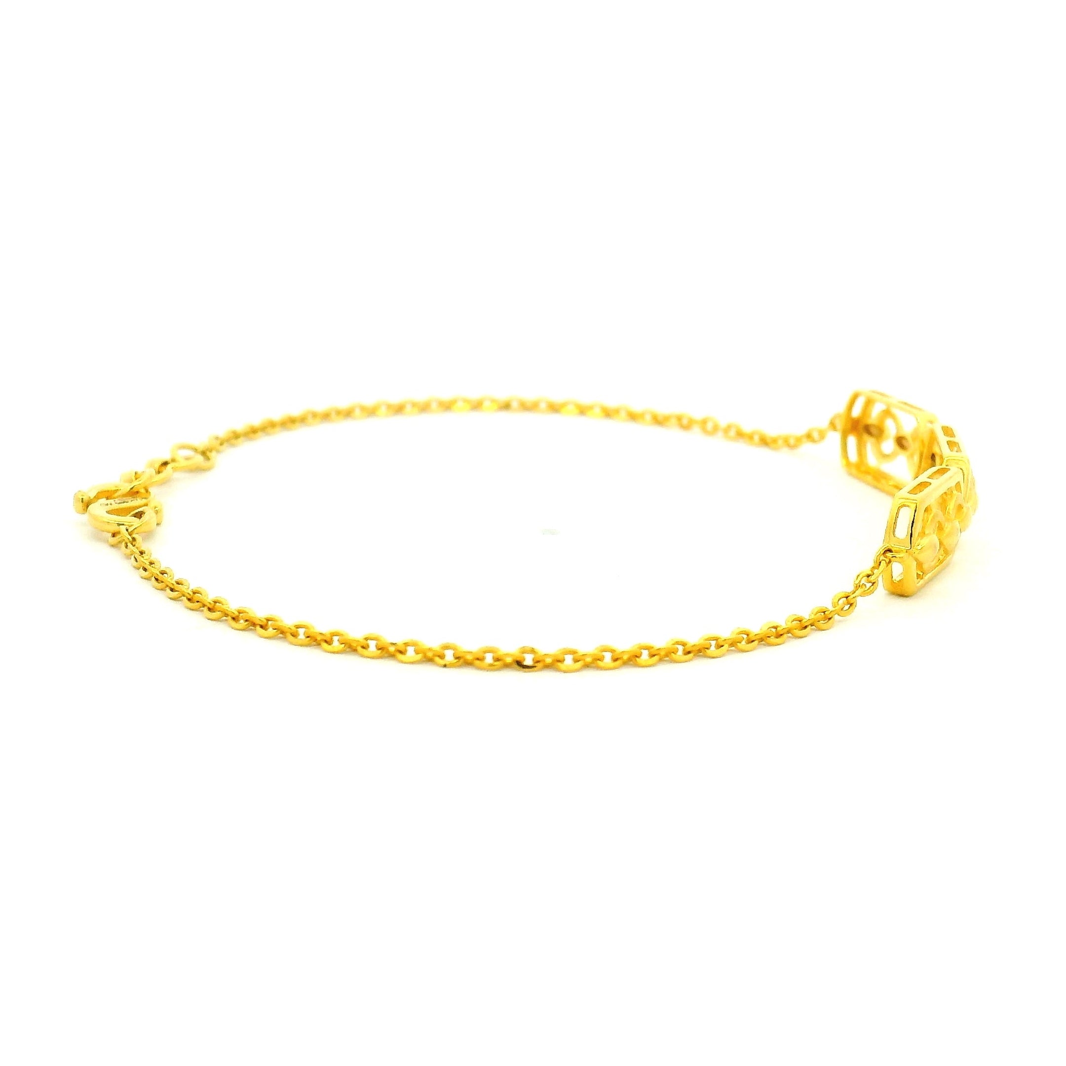 Charismatic Glow Gold Bracelet