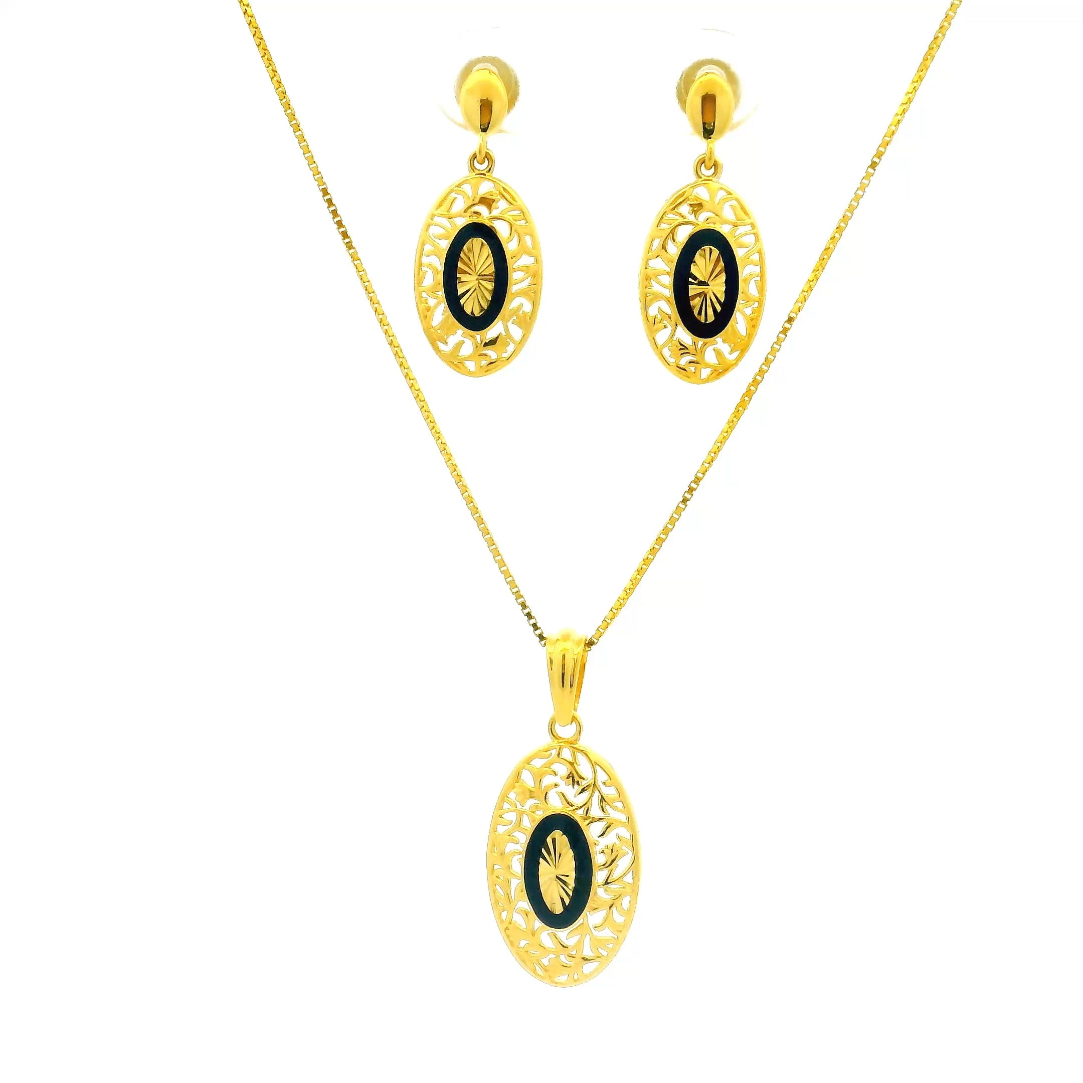 Gold Pendant Set