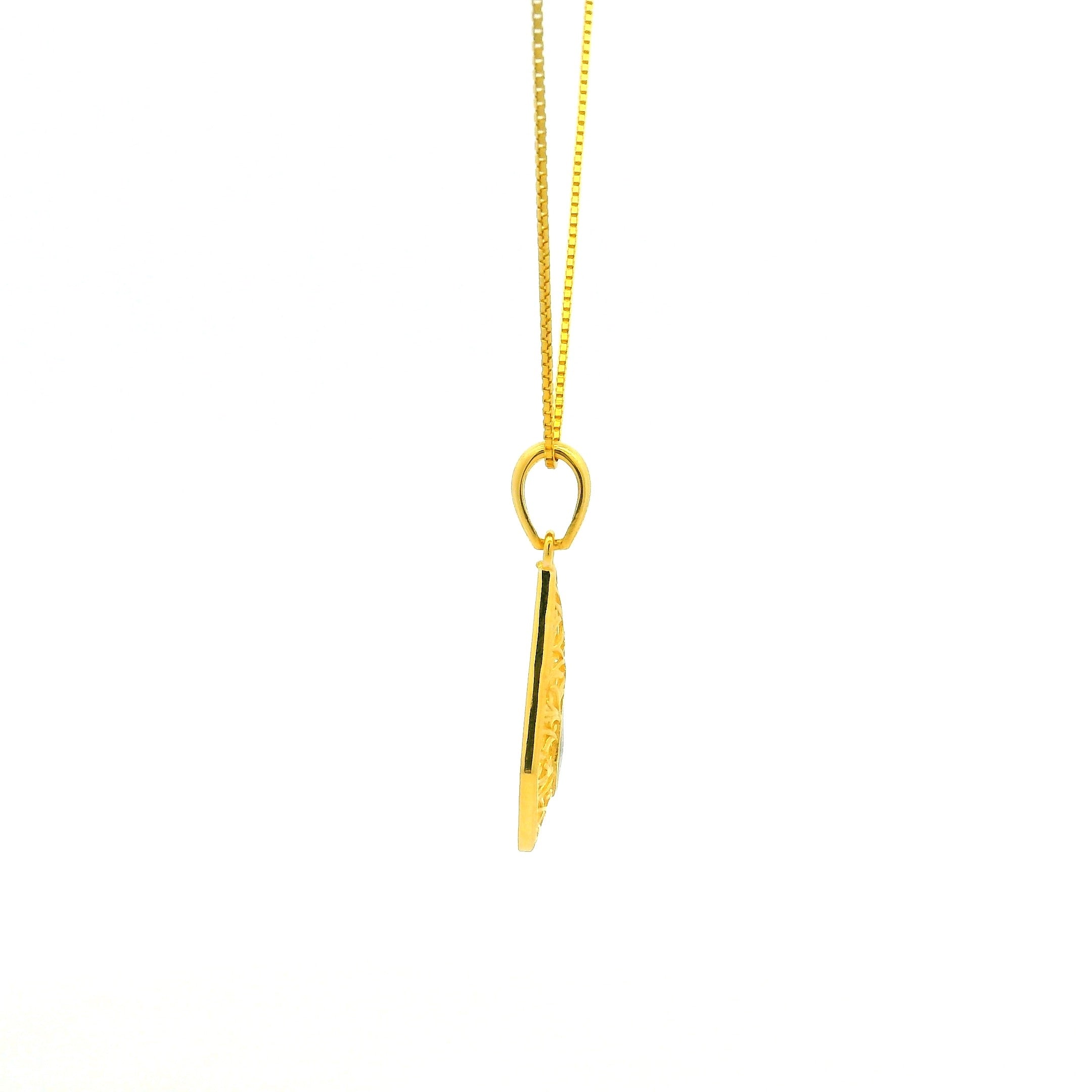 Gold Pendant Set