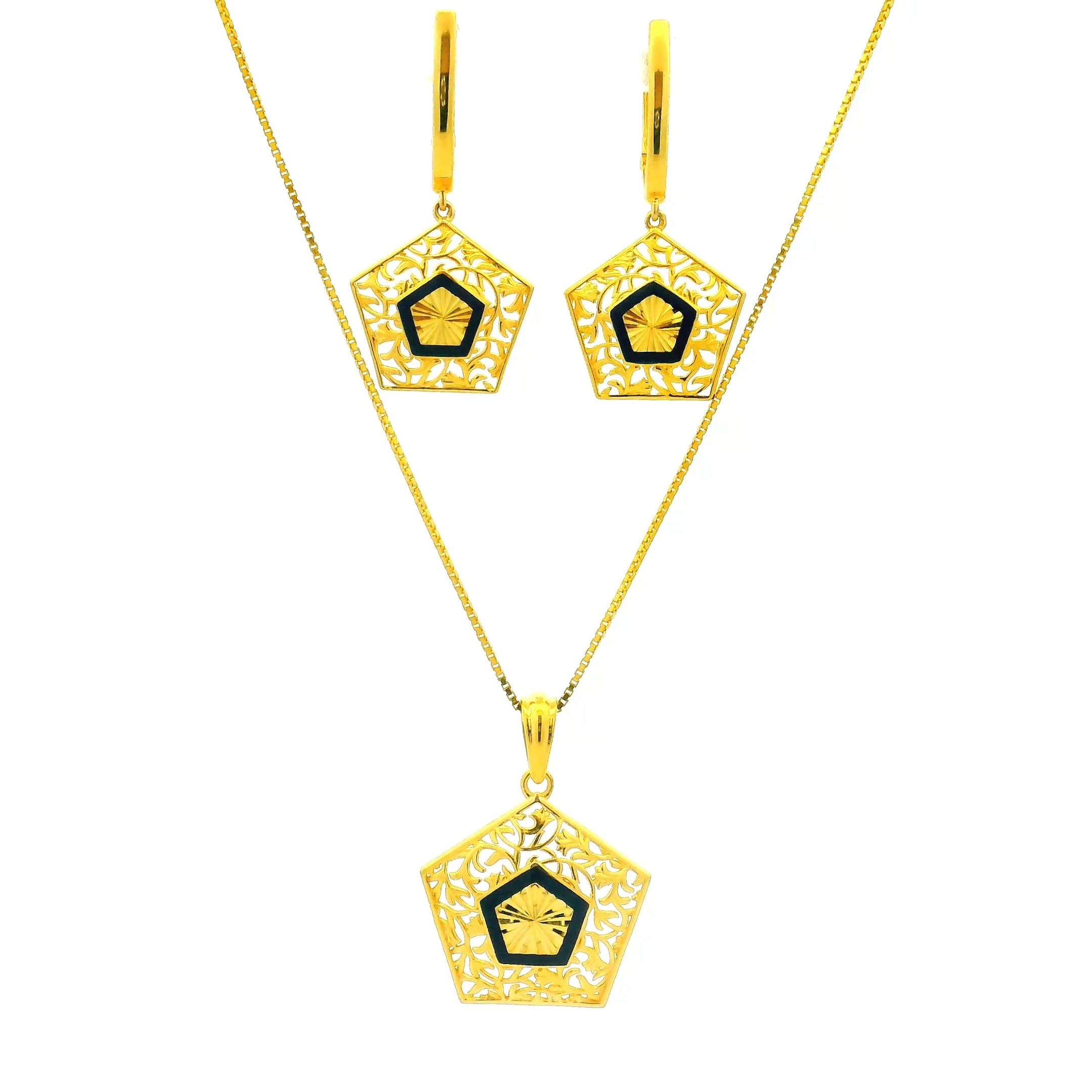 Bold n Elegant Gold Pendant