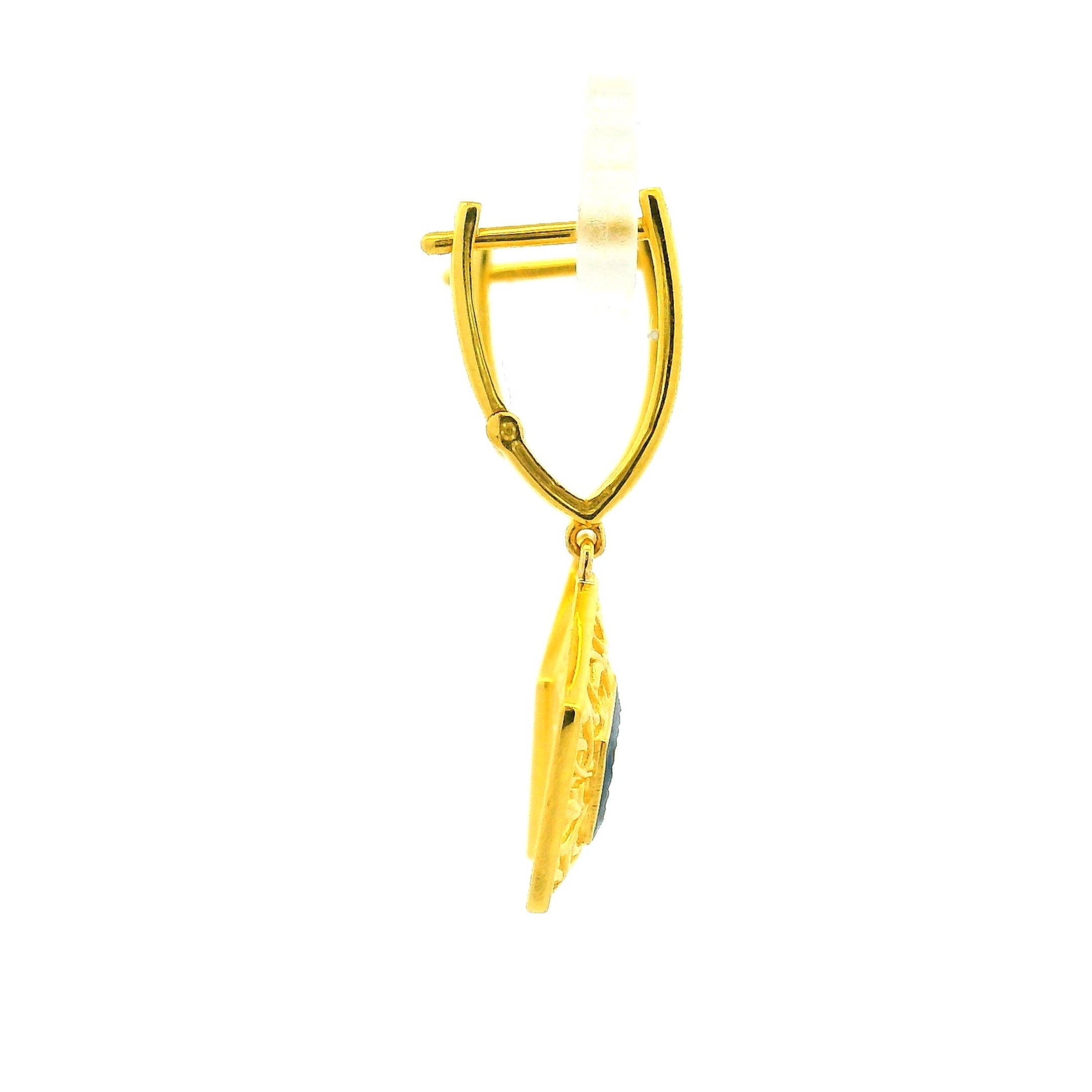 Gold Pendant Set