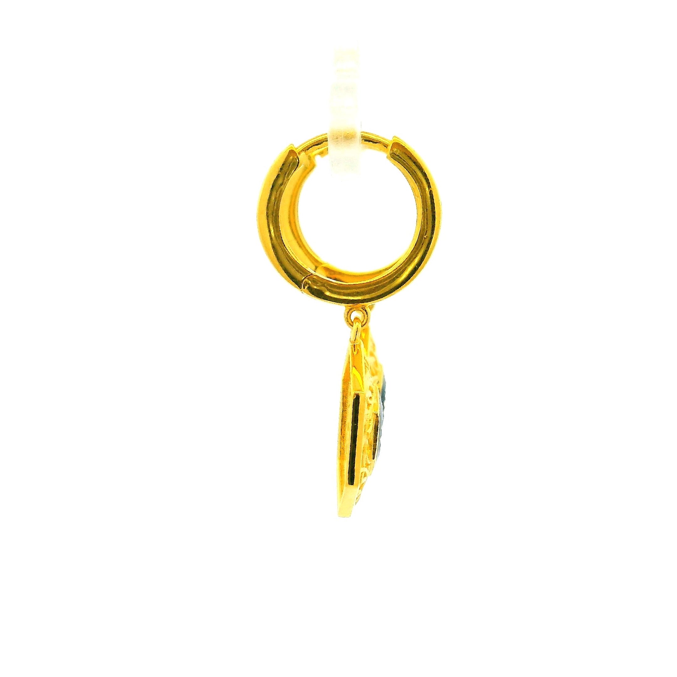 Gold Pendant Set