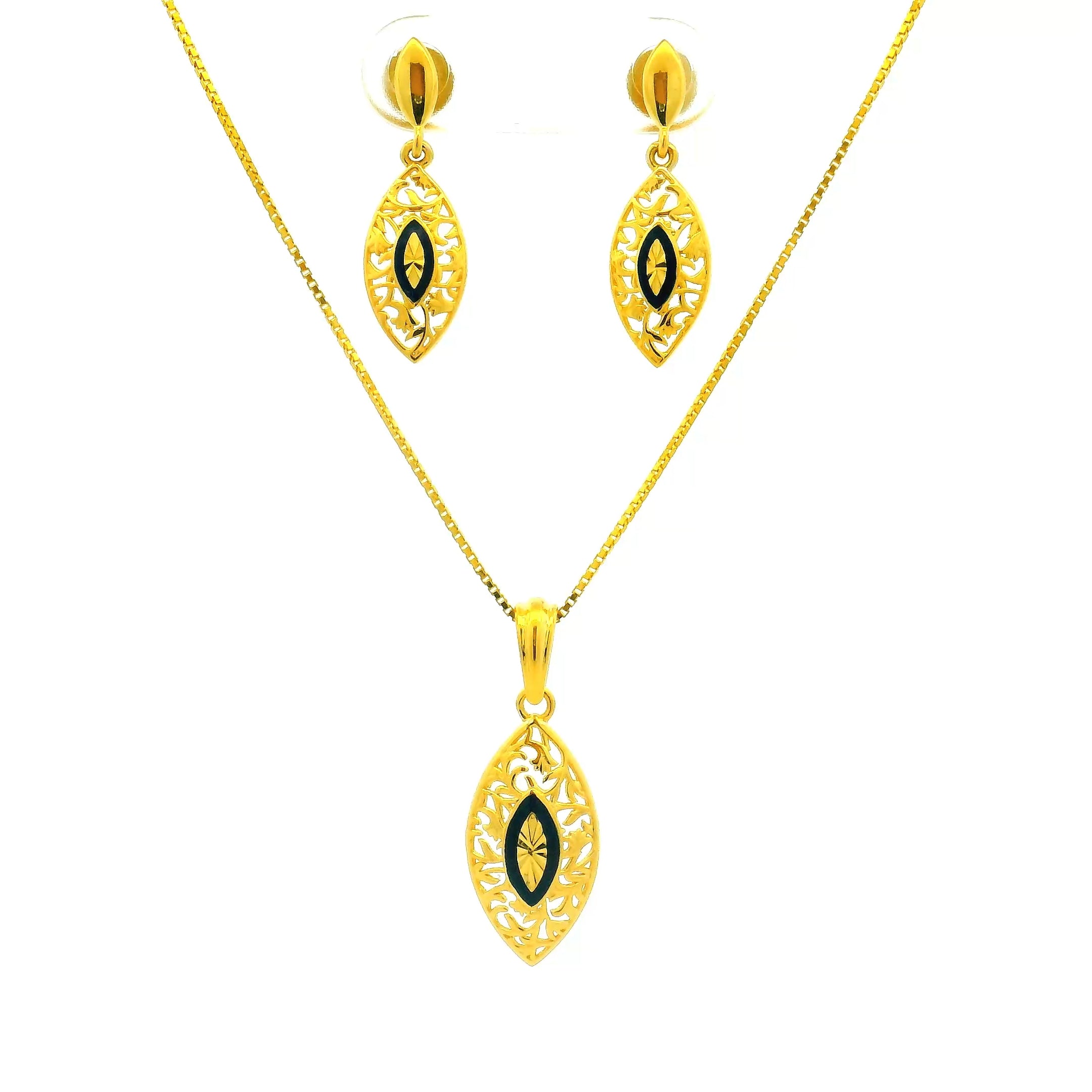 Gold Pendant Set