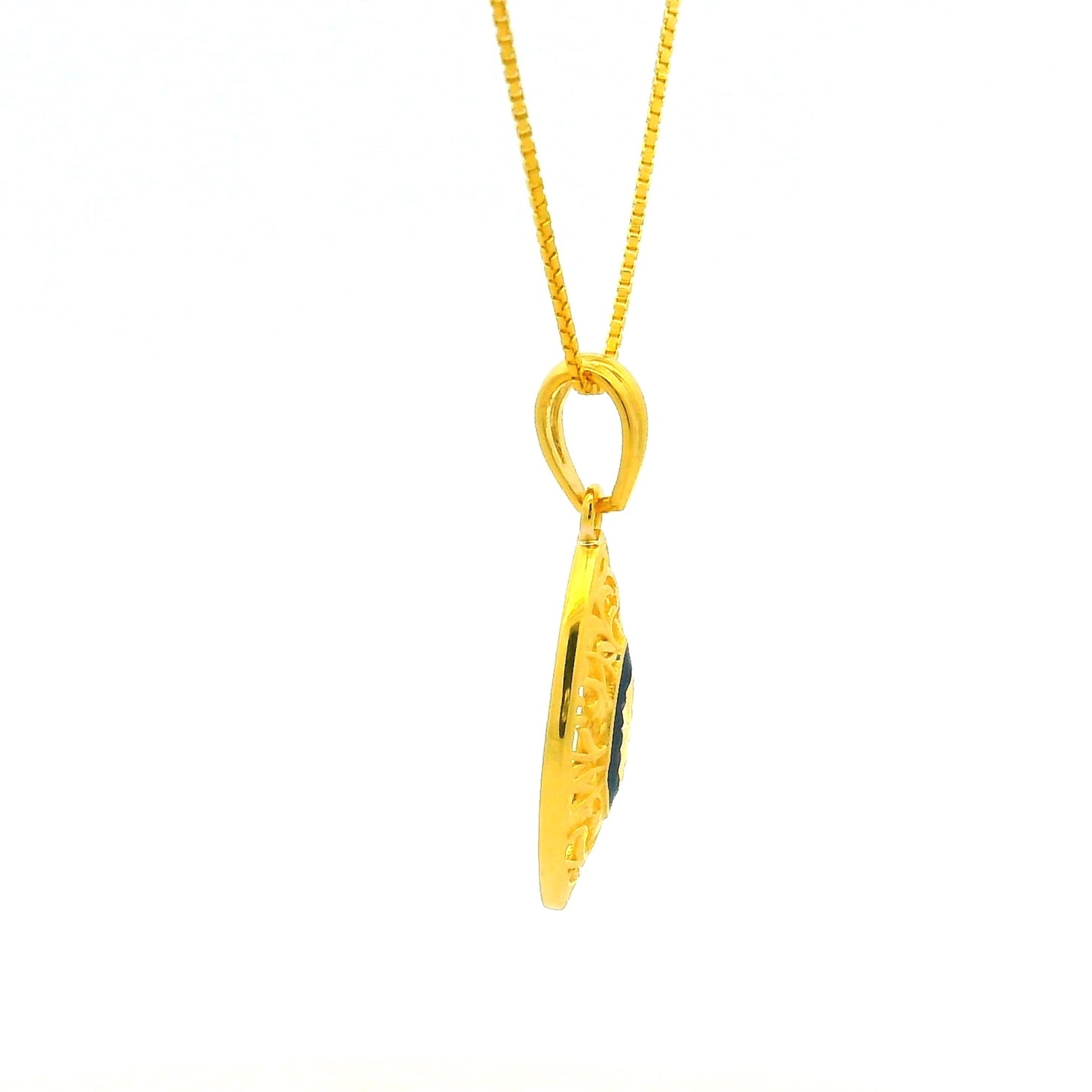 Gold Pendant Set