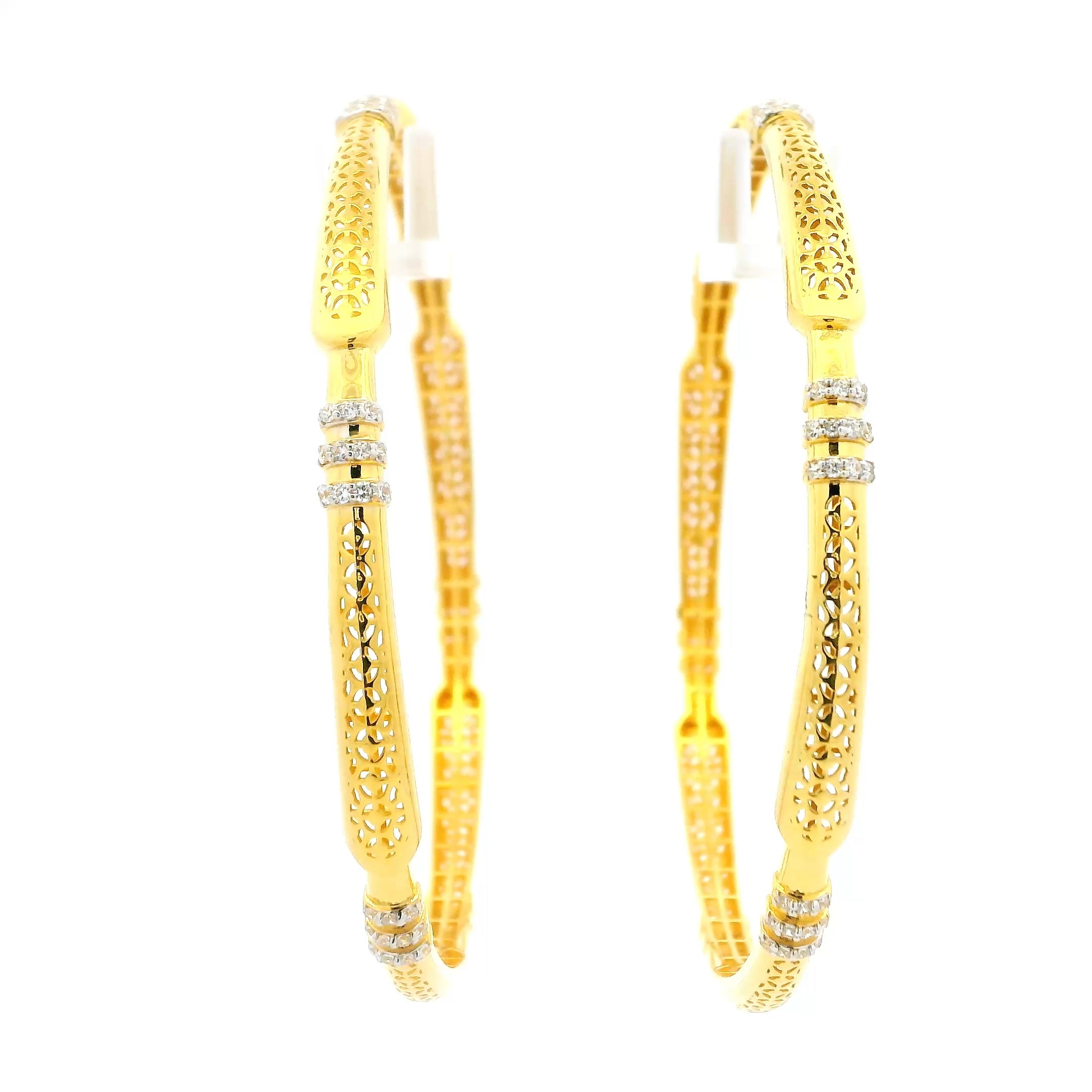 Glemmering Jhali Motif Gold Bangle