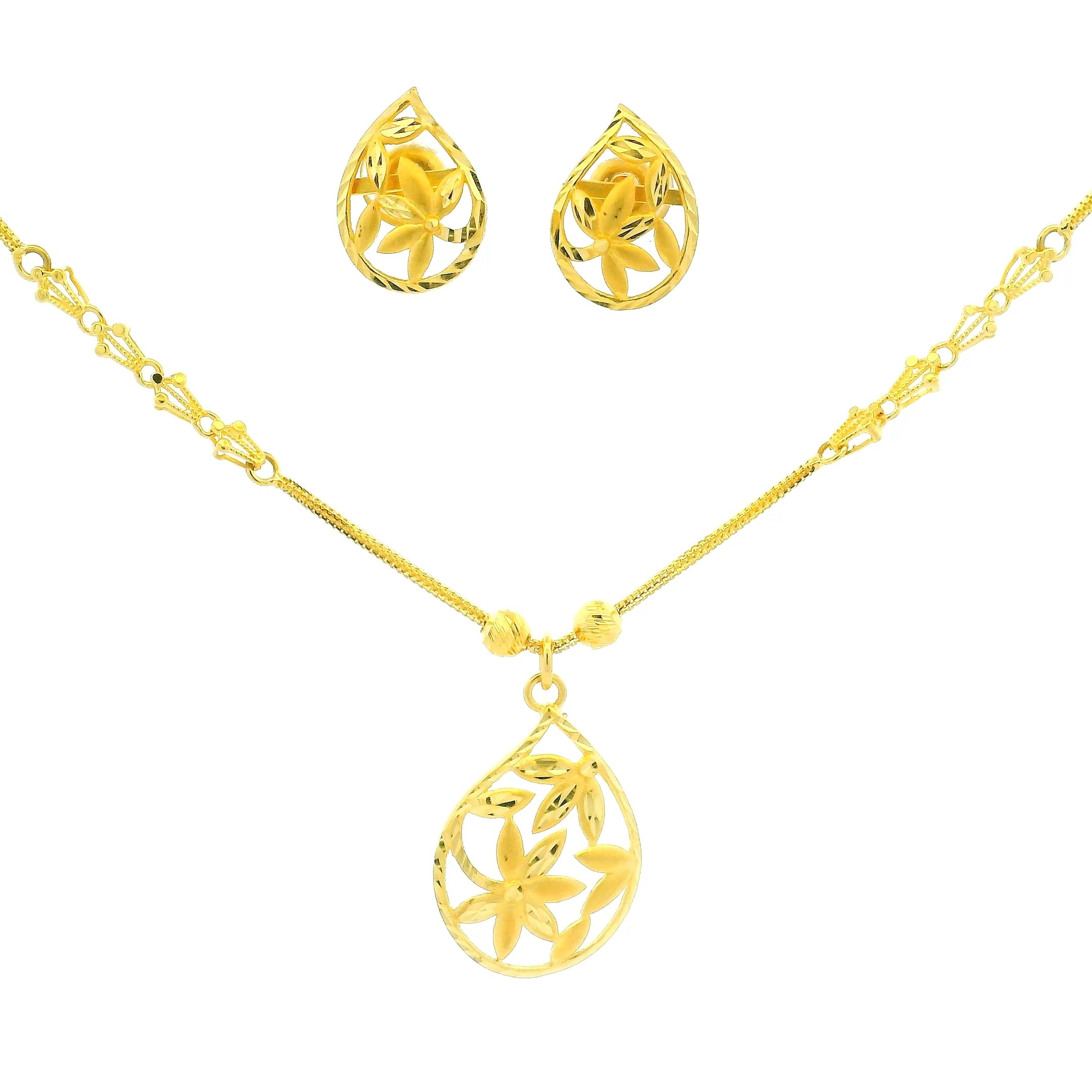 Gold Necklace Set