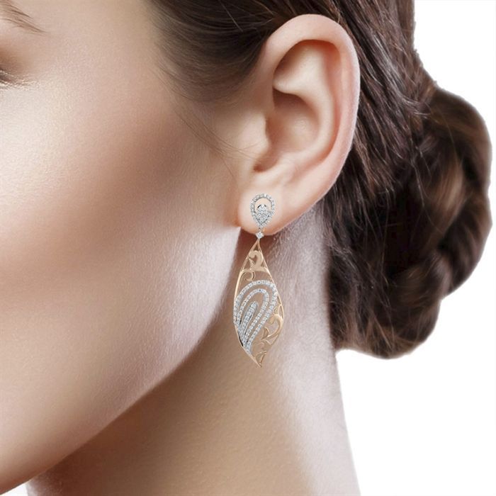 18K Gold Dangler Earrings For a Dazzling Touch