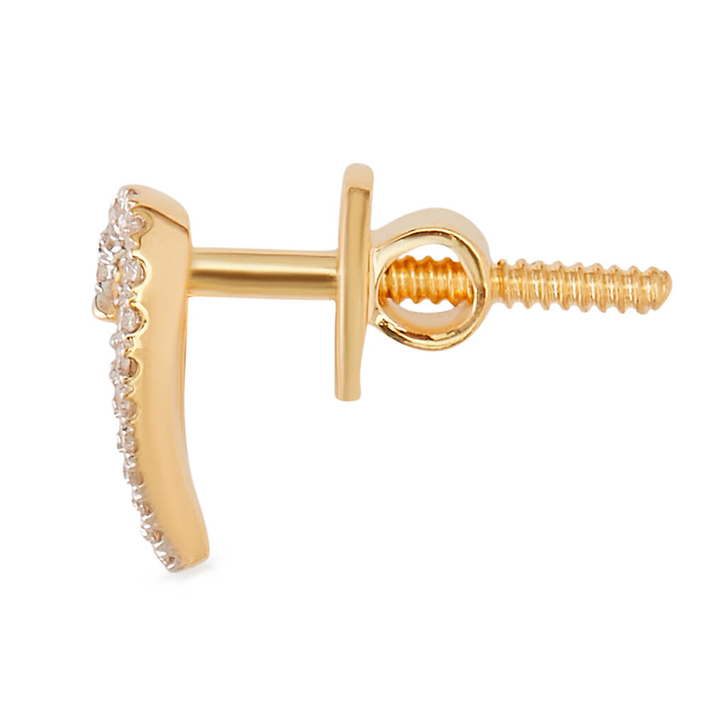 Heart Shape 18K Diamond Studs for Minimalistic Style