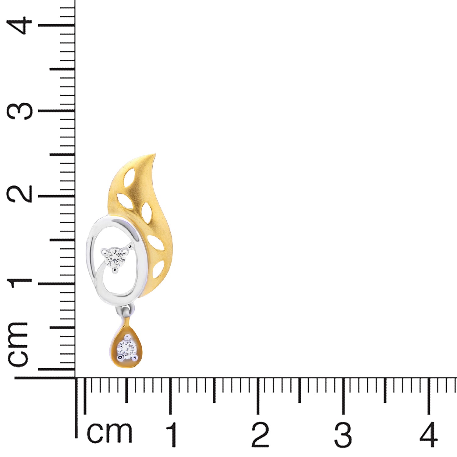 18K Graceful Leafy Gold Studs with Intricate Detailing